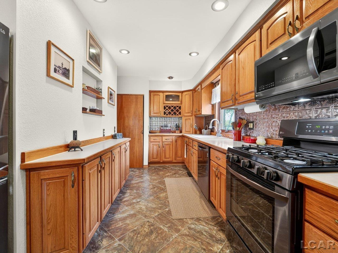 10050 Whiteford Center Road, MI 49267 — Photo 11