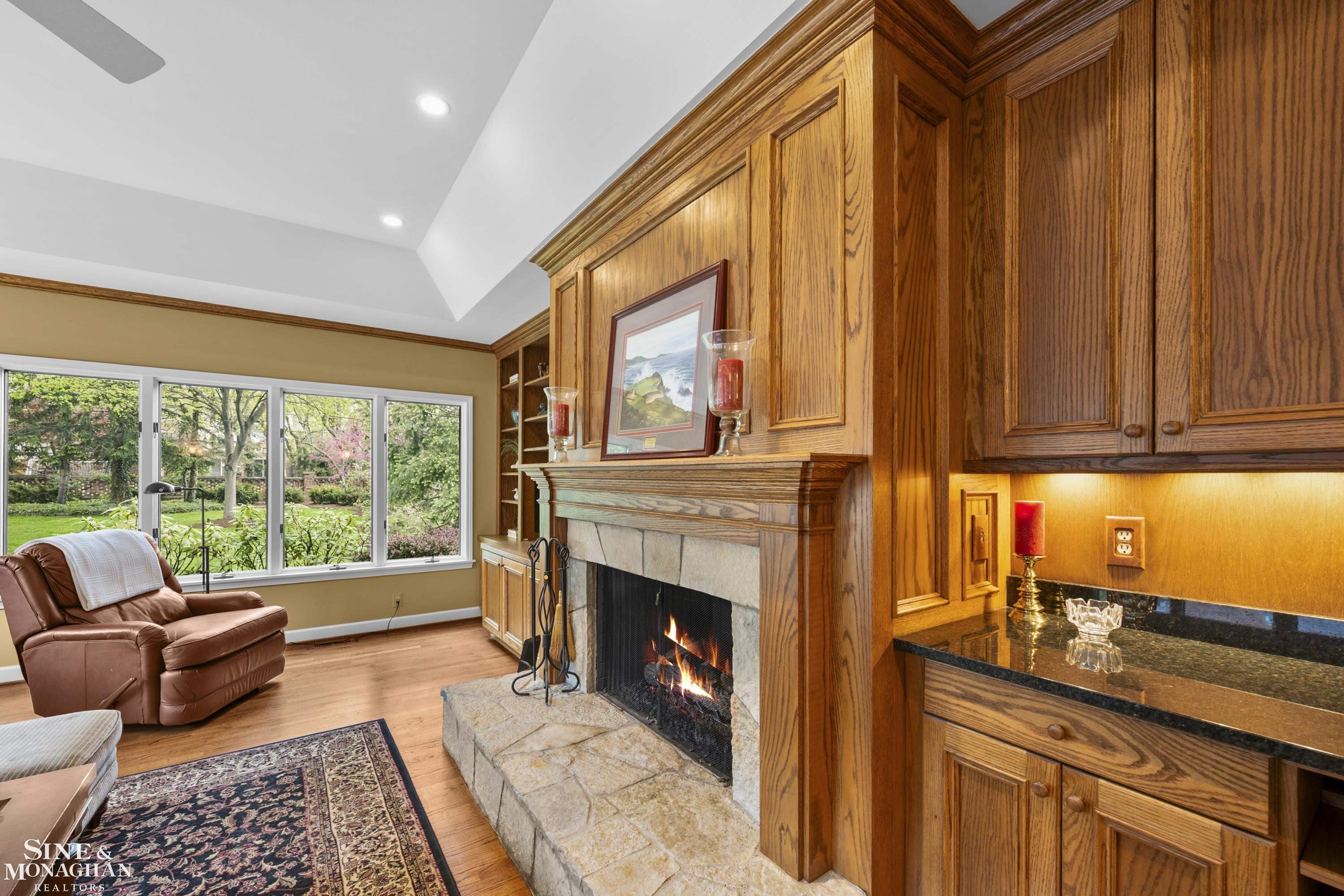 96 Moran Road, Grosse Pointe Farms, MI 48236 — Photo 17