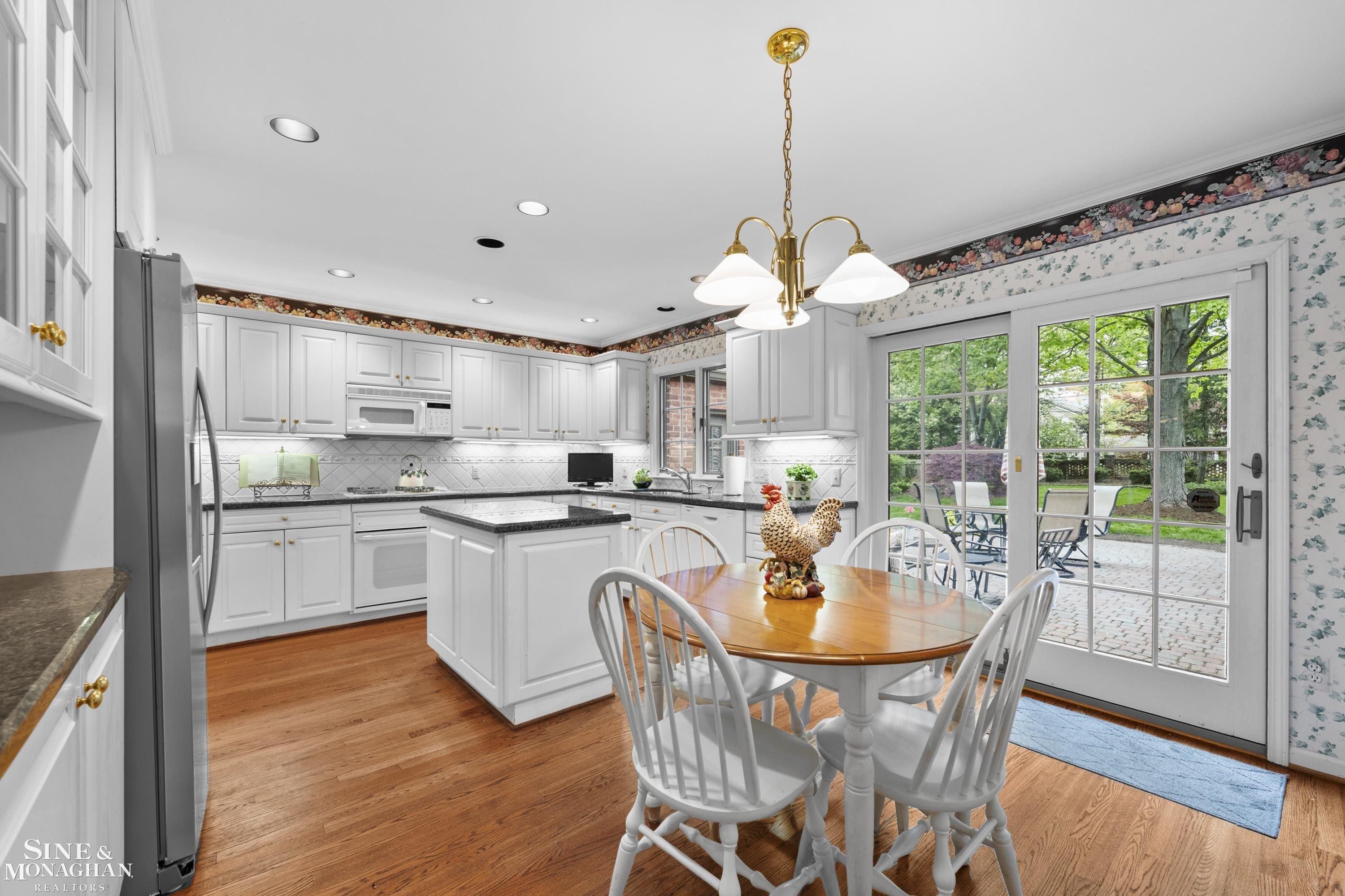 96 Moran Road, Grosse Pointe Farms, MI 48236 — Photo 20