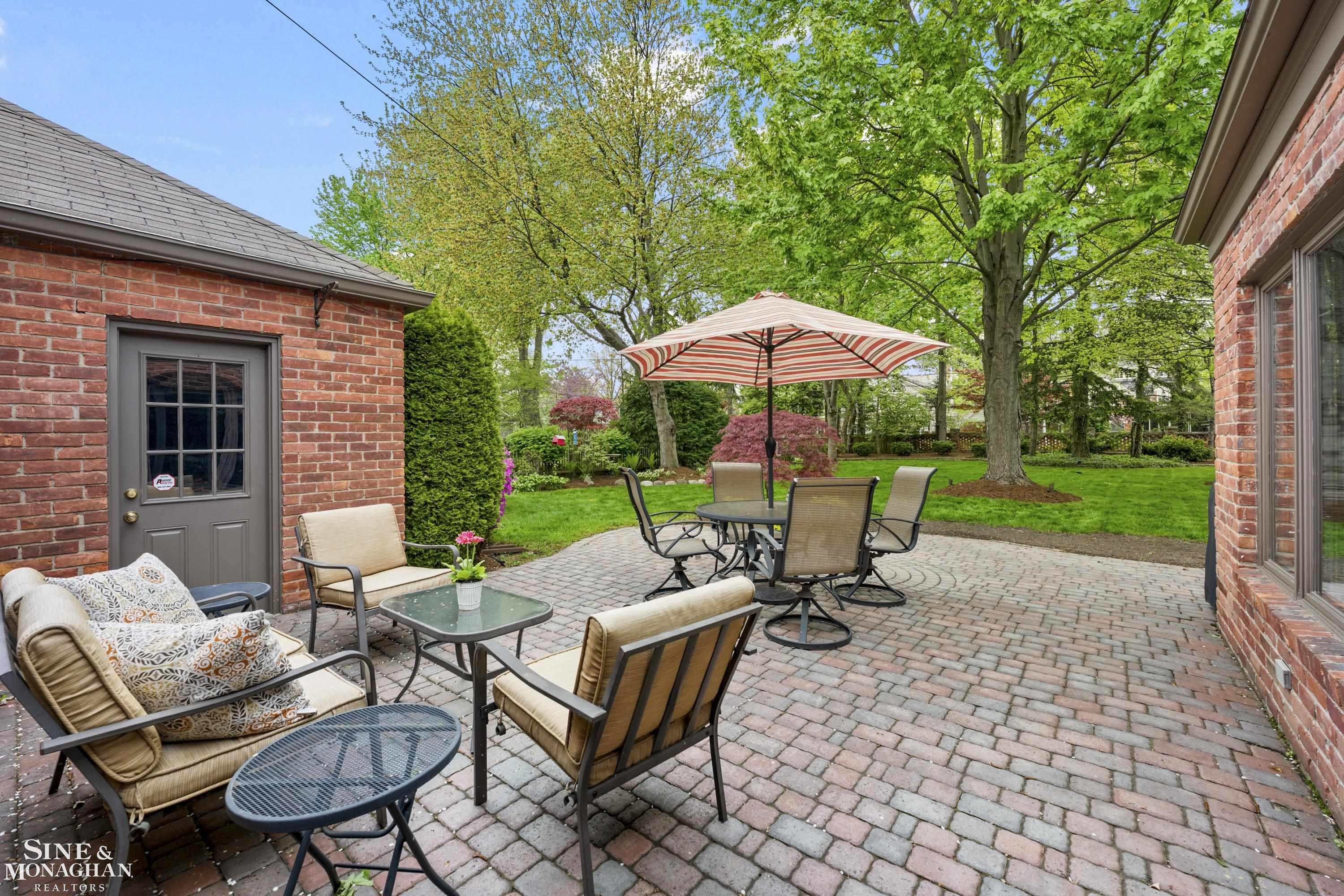 96 Moran Road, Grosse Pointe Farms, MI 48236 — Photo 37