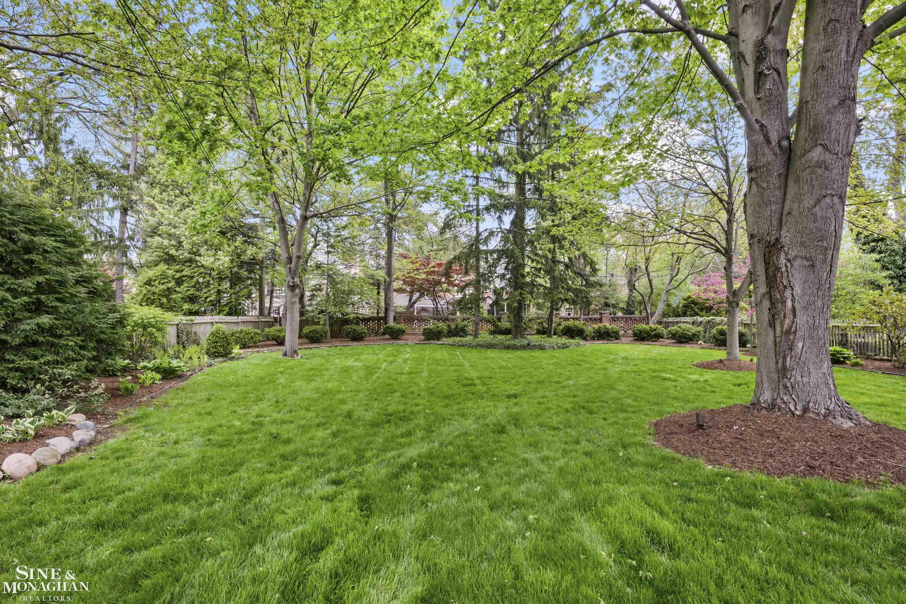 96 Moran Road, Grosse Pointe Farms, MI 48236 — Photo 40