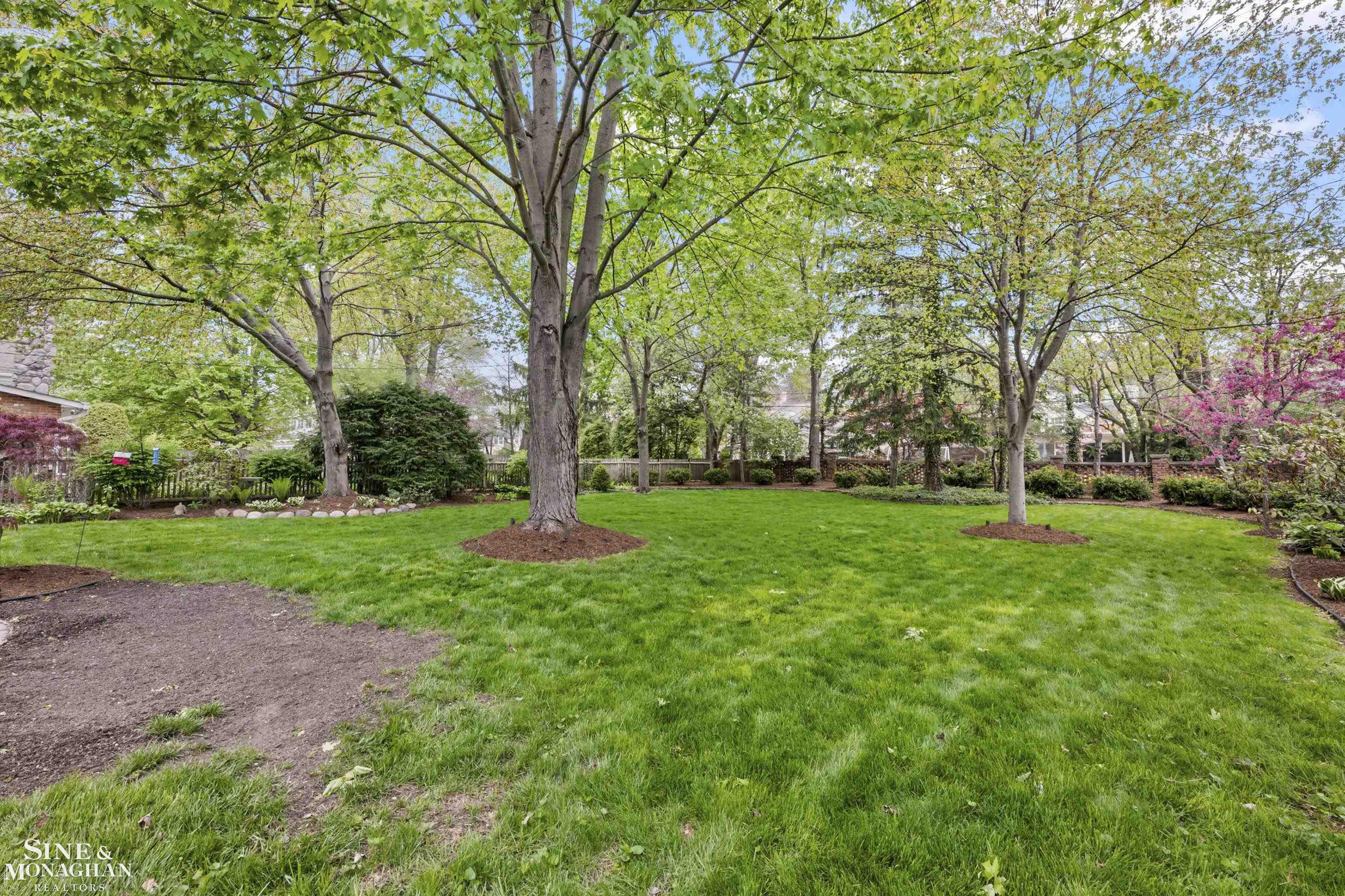 96 Moran Road, Grosse Pointe Farms, MI 48236 — Photo 44