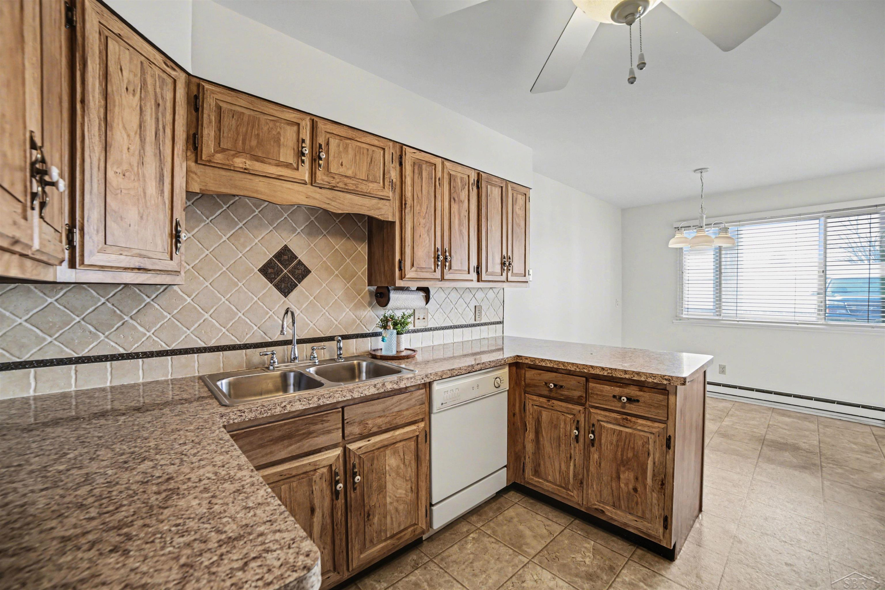 9150 Greenway Boulevard, Unit M #199, Saginaw, MI 48609 — Photo 4