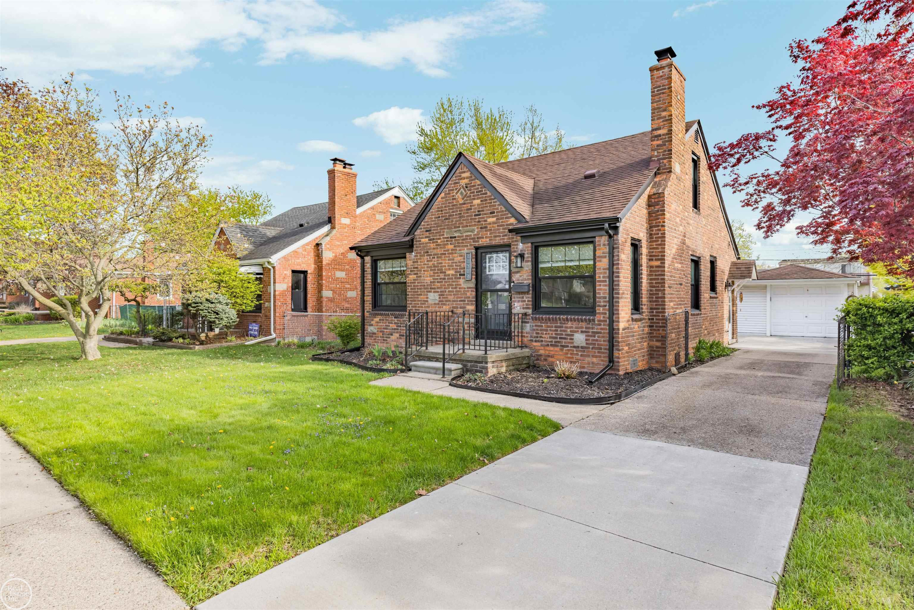 22328 TROMBLY Street, Saint Clair Shores, MI 48080 — Photo 3