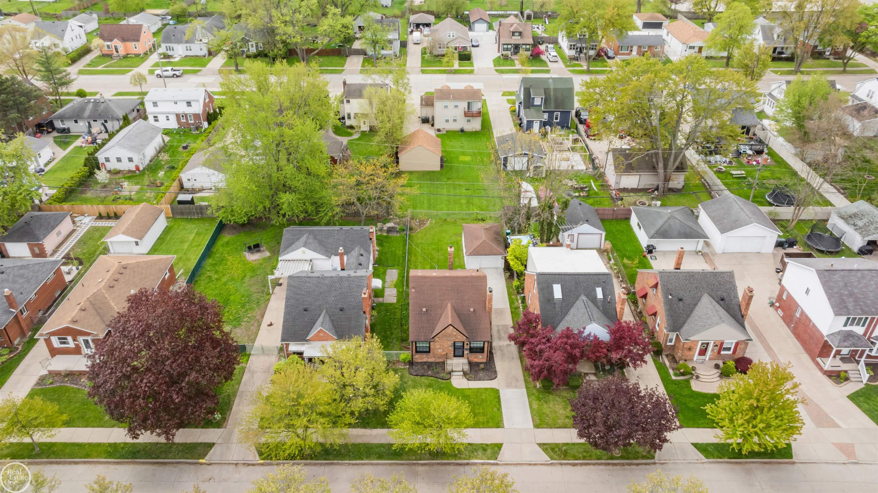 22328 TROMBLY Street, Saint Clair Shores, MI 48080 — Photo 7