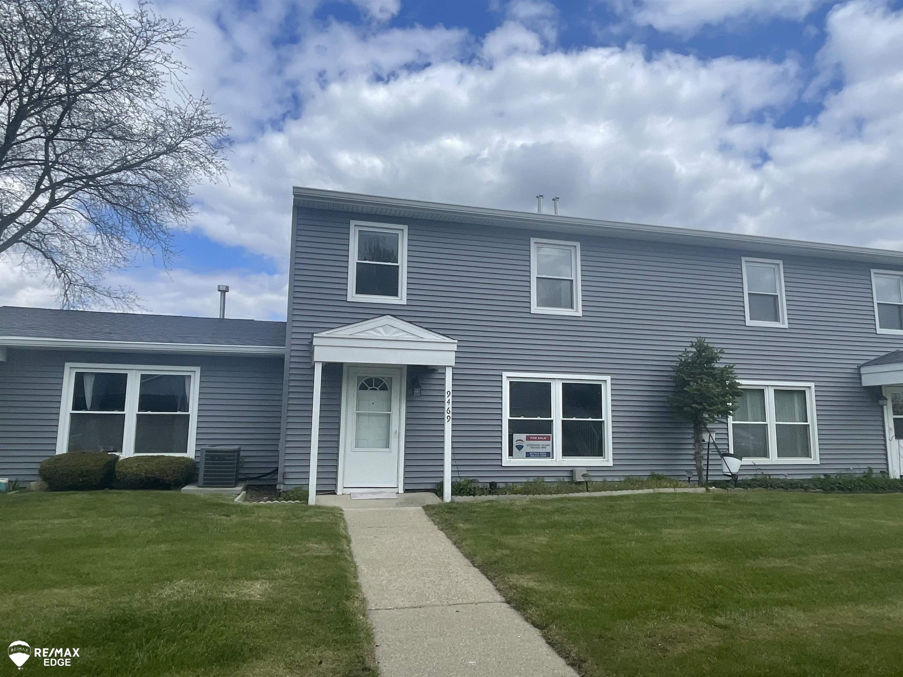 9469 Parkwood North Drive, Davison, MI 48423 — front exterior