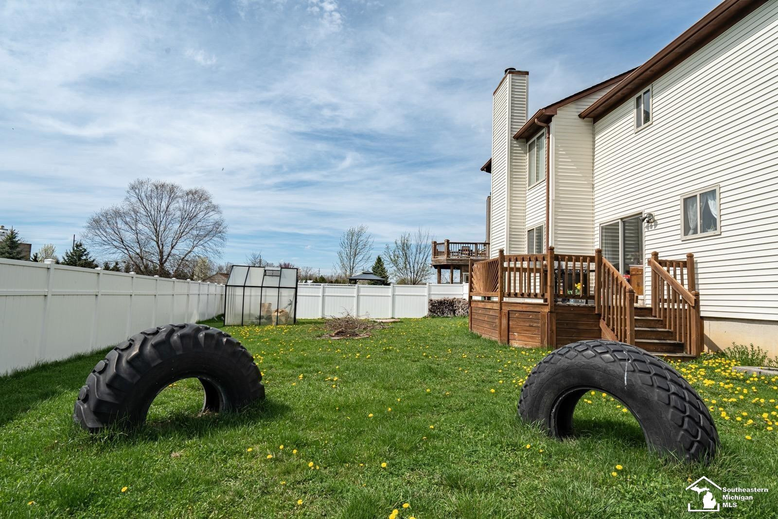 203 Dundee Ridge Drive, Dundee, MI 48131 — Photo 4