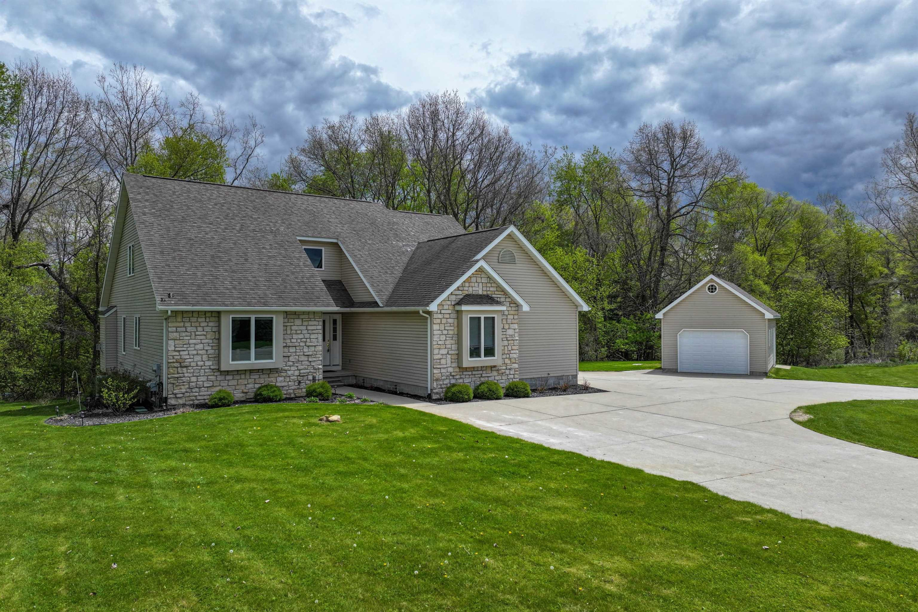 2889 Galway Bay Drive, Metamora, MI 48455 — Photo 3