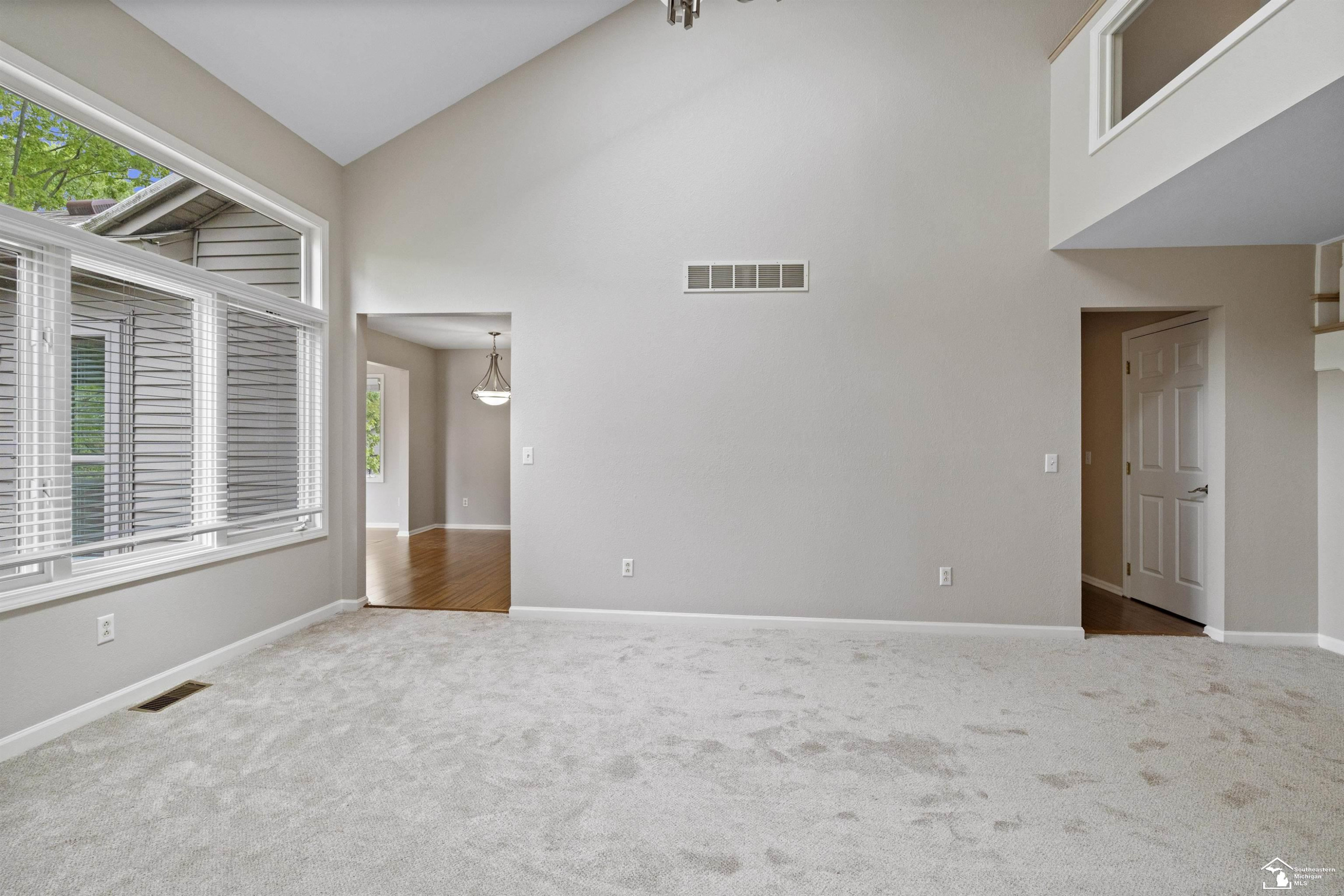 6647 Greenbriar Lane, Temperance, MI 48182 — Photo 5