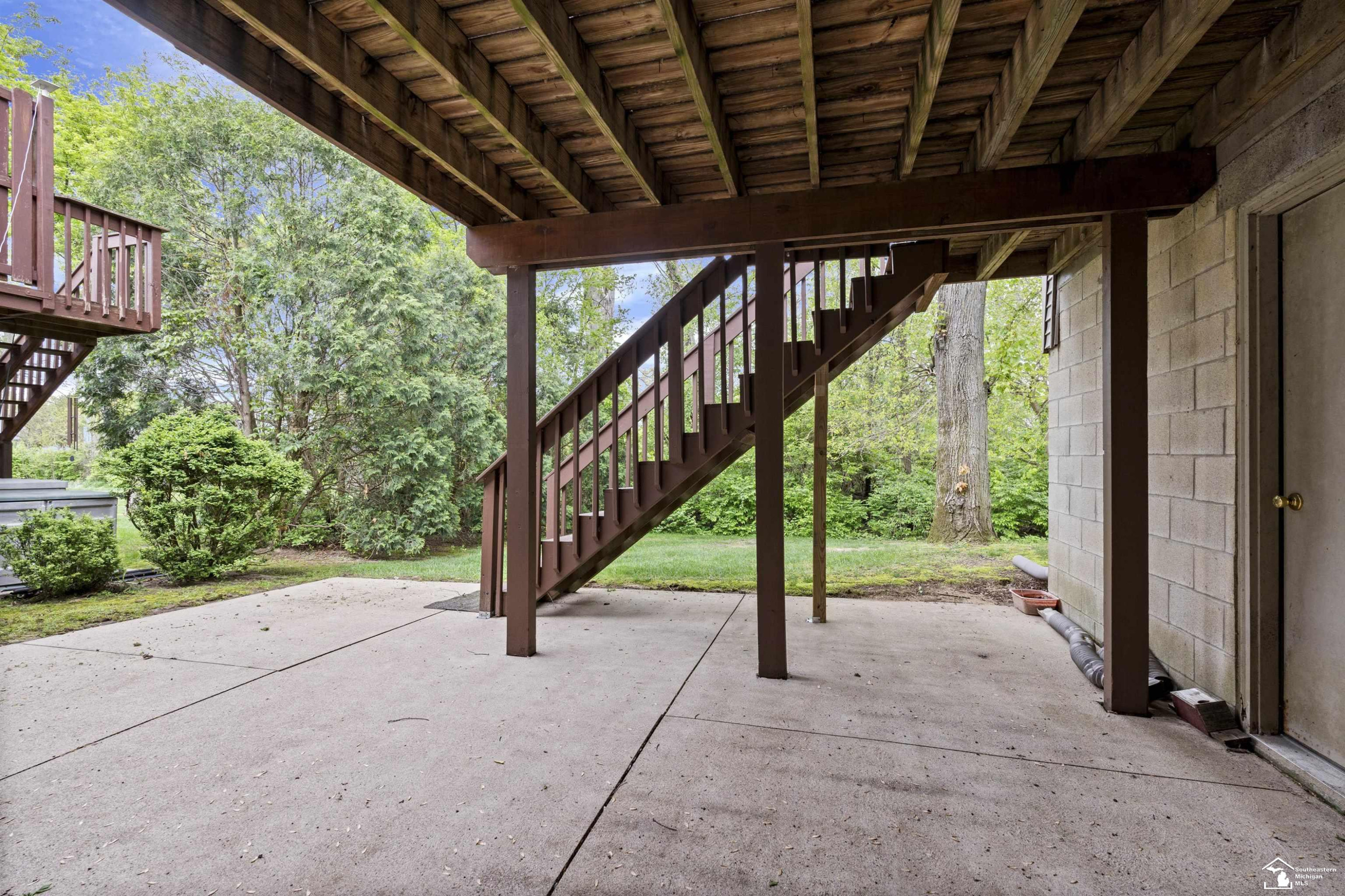 6647 Greenbriar Lane, Temperance, MI 48182 — Photo 36