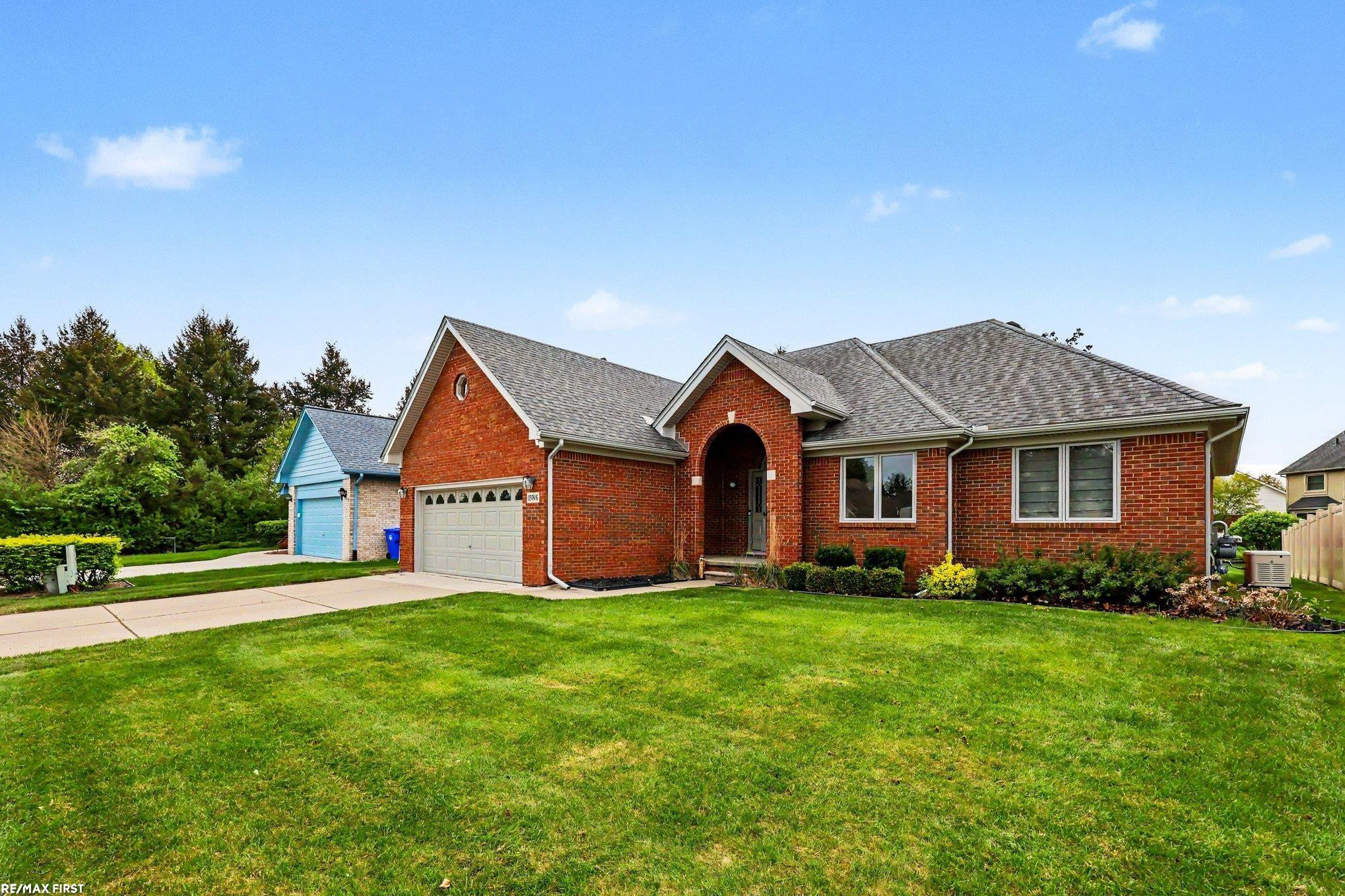 15916 French Creek Drive, Fraser, MI 48026 — Photo 2