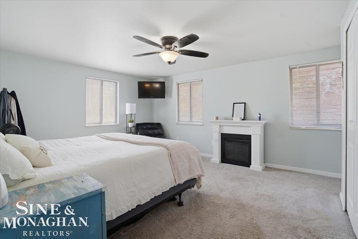 360 Constitution Avenue, Marysville, MI 48040 — Photo 22