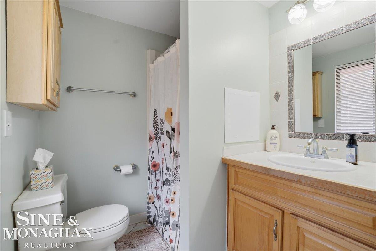 360 Constitution Avenue, Marysville, MI 48040 — Photo 24