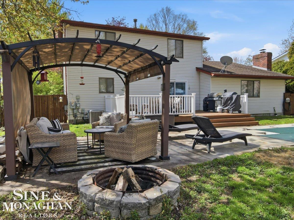 360 Constitution Avenue, Marysville, MI 48040 — Photo 33