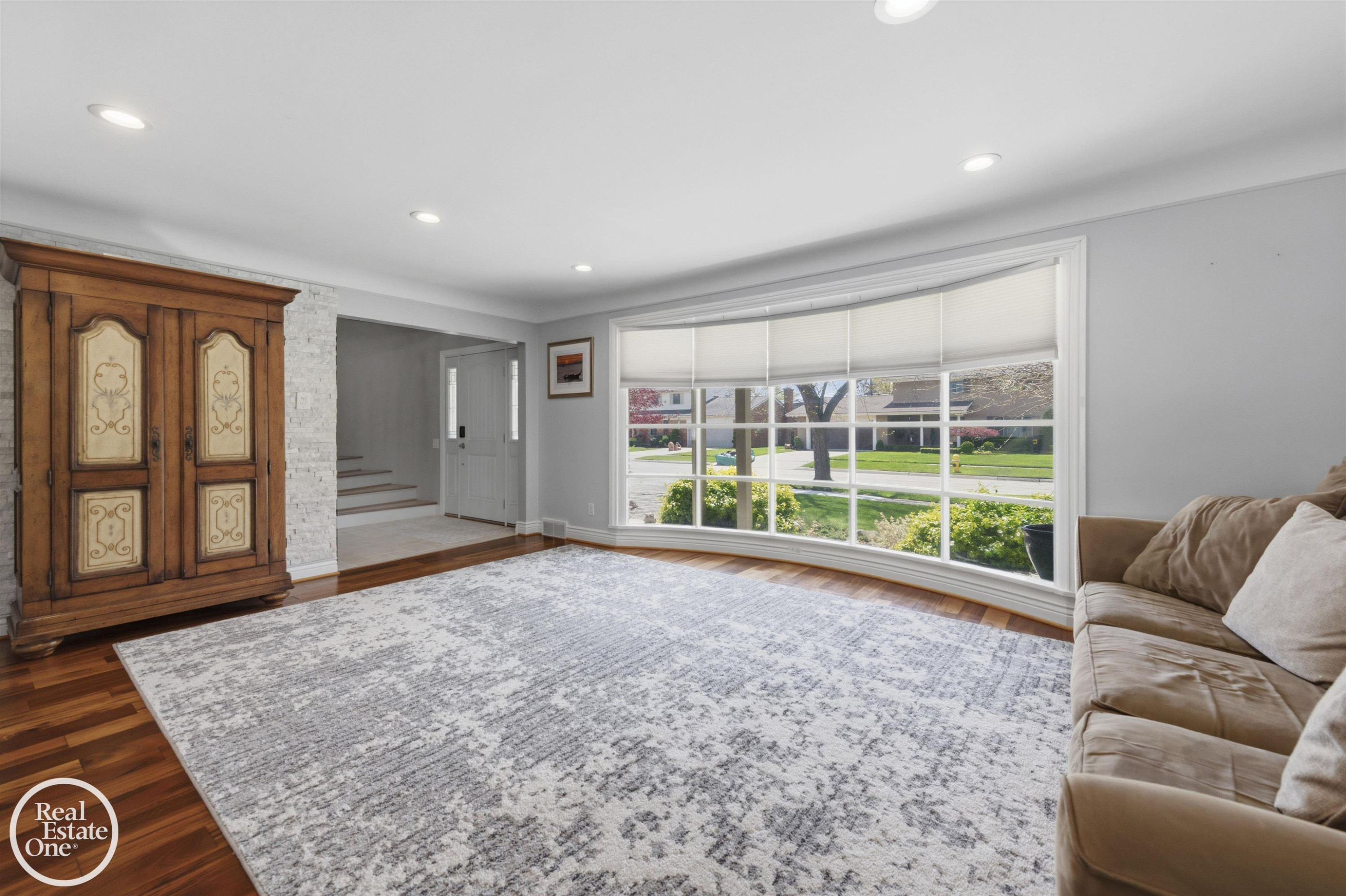 812 Moorland Drive, Grosse Pointe Woods, MI 48236 — Photo 6