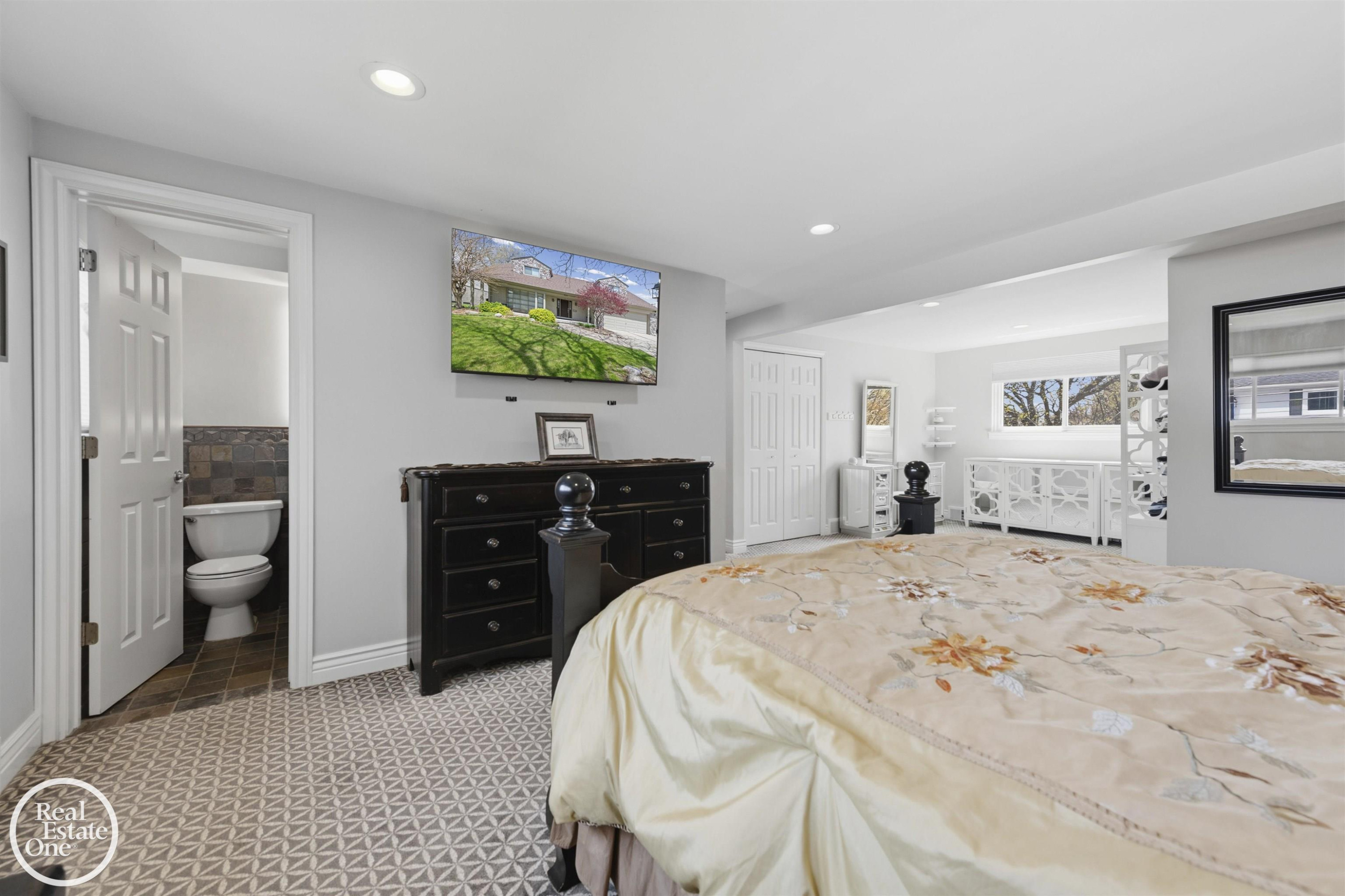 812 Moorland Drive, Grosse Pointe Woods, MI 48236 — Photo 18