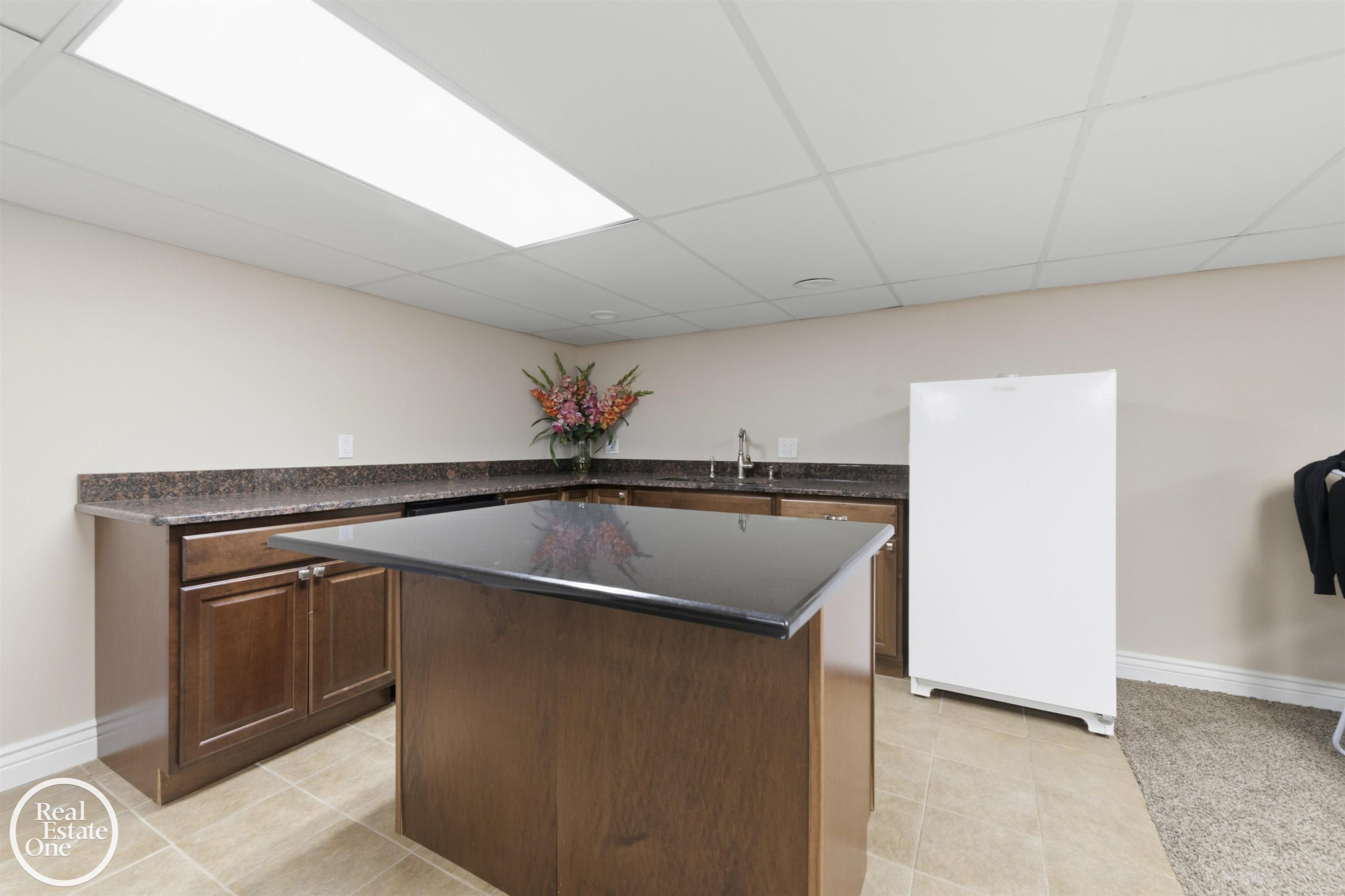 812 Moorland Drive, Grosse Pointe Woods, MI 48236 — Photo 29