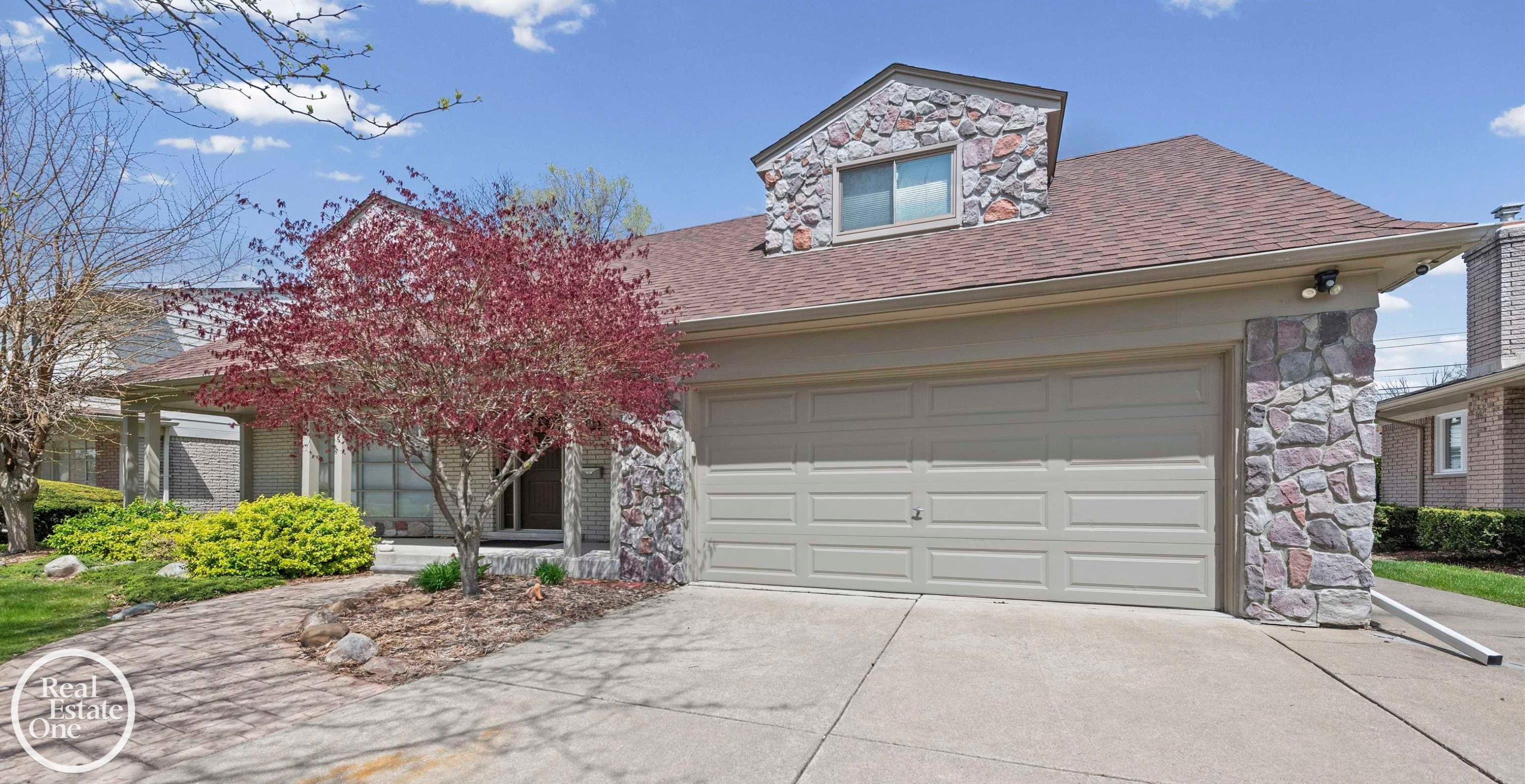 812 Moorland Drive, Grosse Pointe Woods, MI 48236 — Photo 34