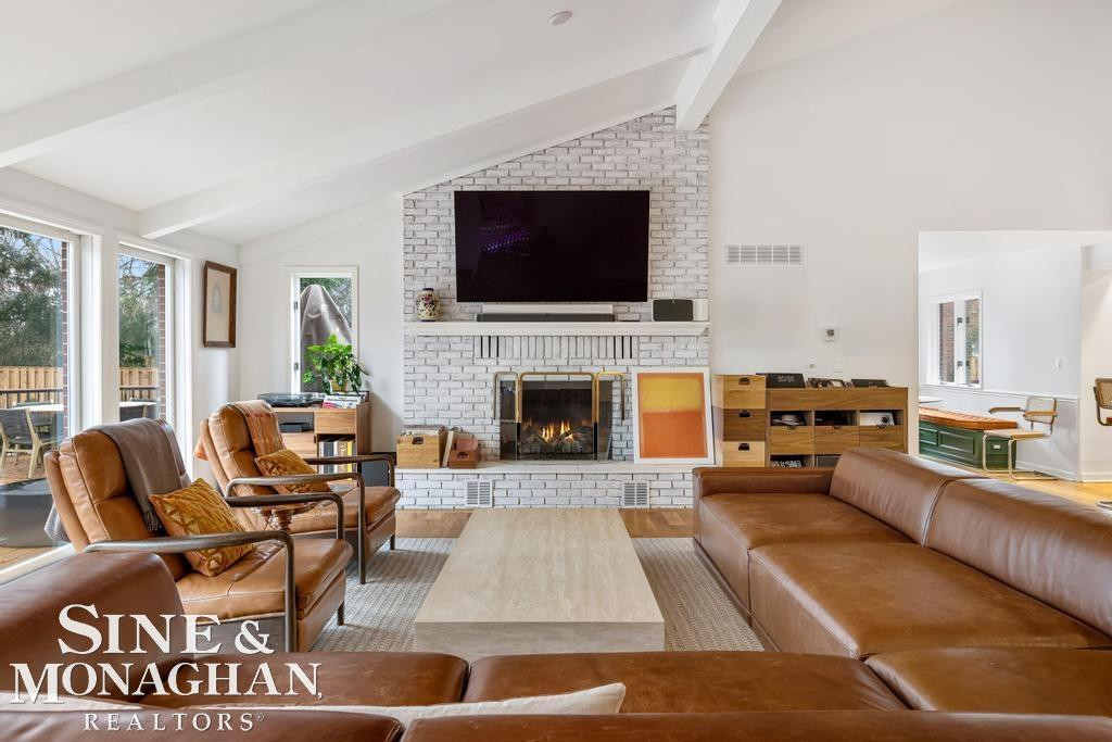 565 Lochmoor Boulevard, Grosse Pointe Woods, MI 48236 — Photo 33