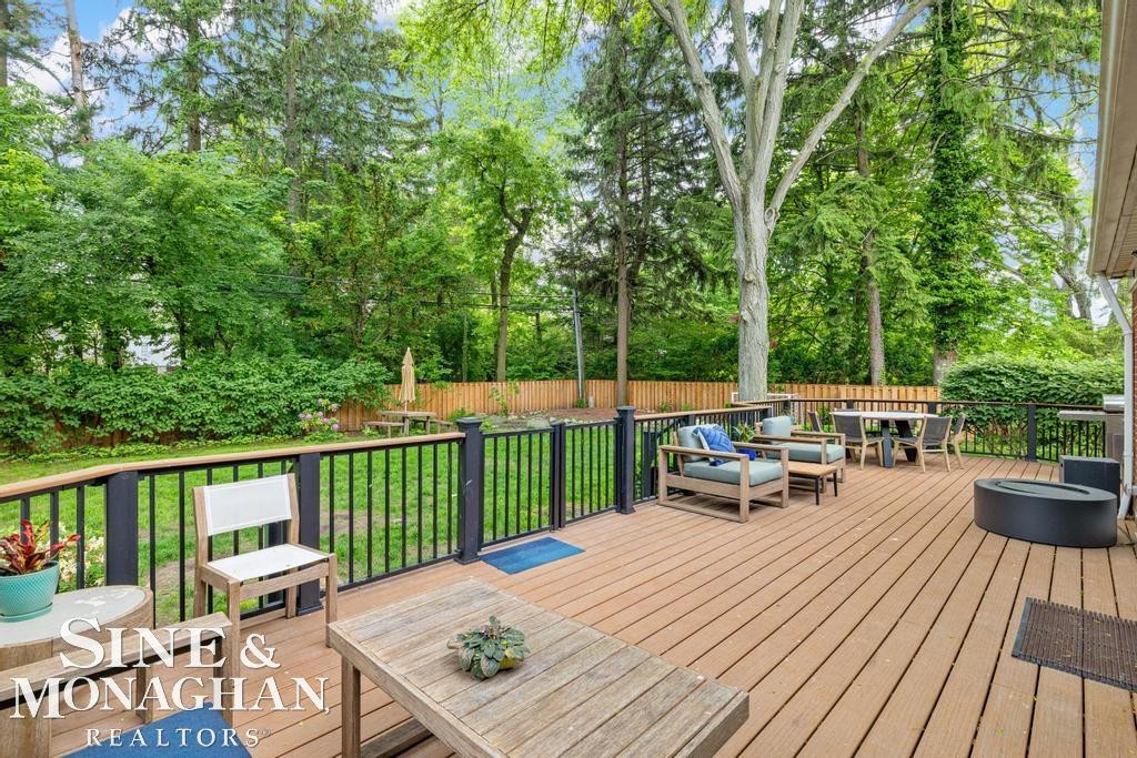 565 Lochmoor Boulevard, Grosse Pointe Woods, MI 48236 — Photo 73
