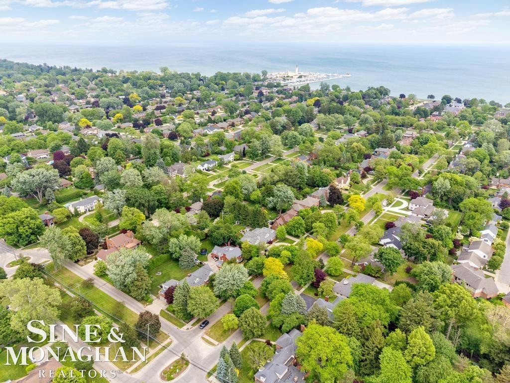 565 Lochmoor Boulevard, Grosse Pointe Woods, MI 48236 — Photo 90