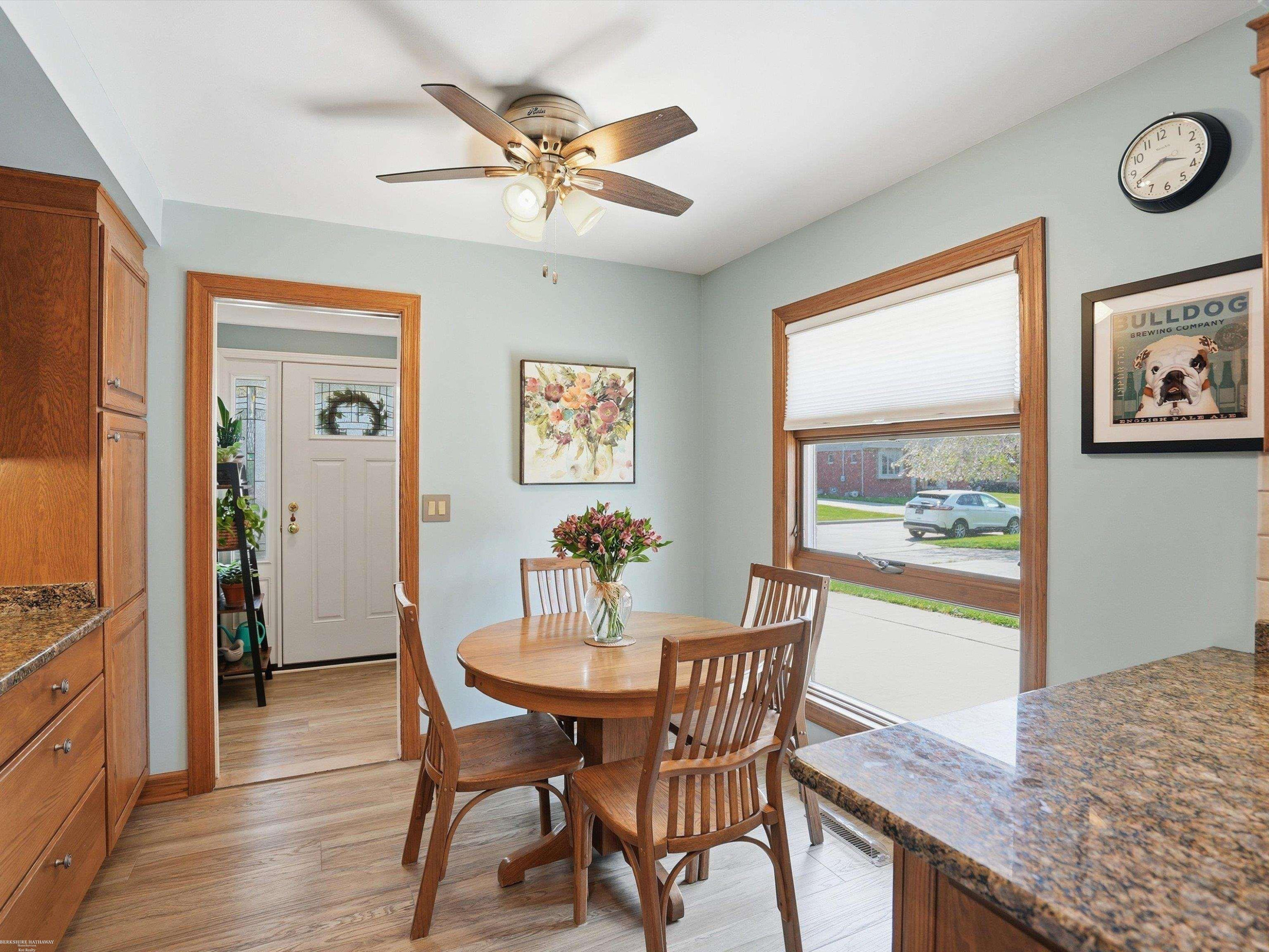 22445 Lange Street, Saint Clair Shores, MI 48080 — Photo 13