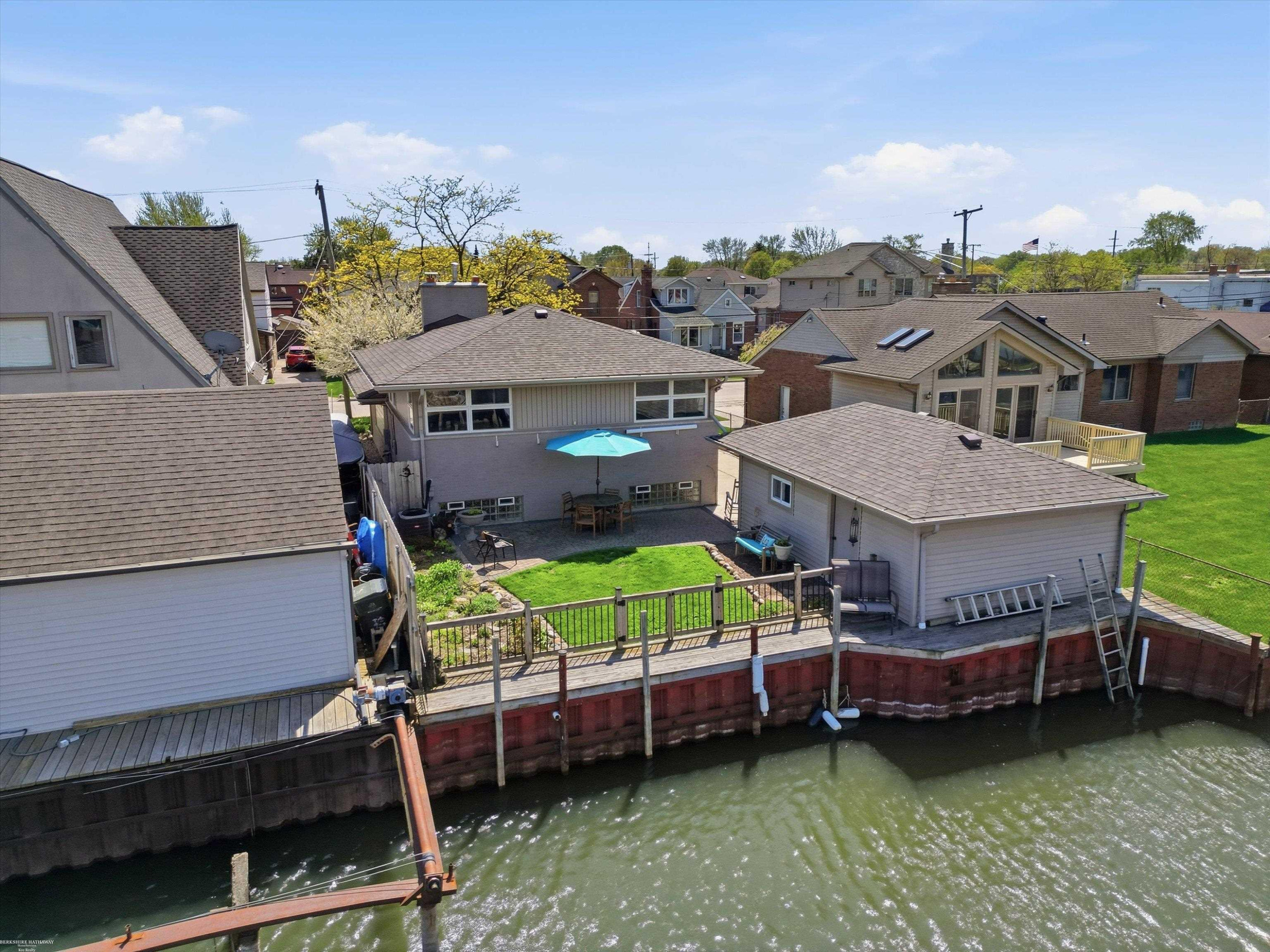 22445 Lange Street, Saint Clair Shores, MI 48080 — Photo 45