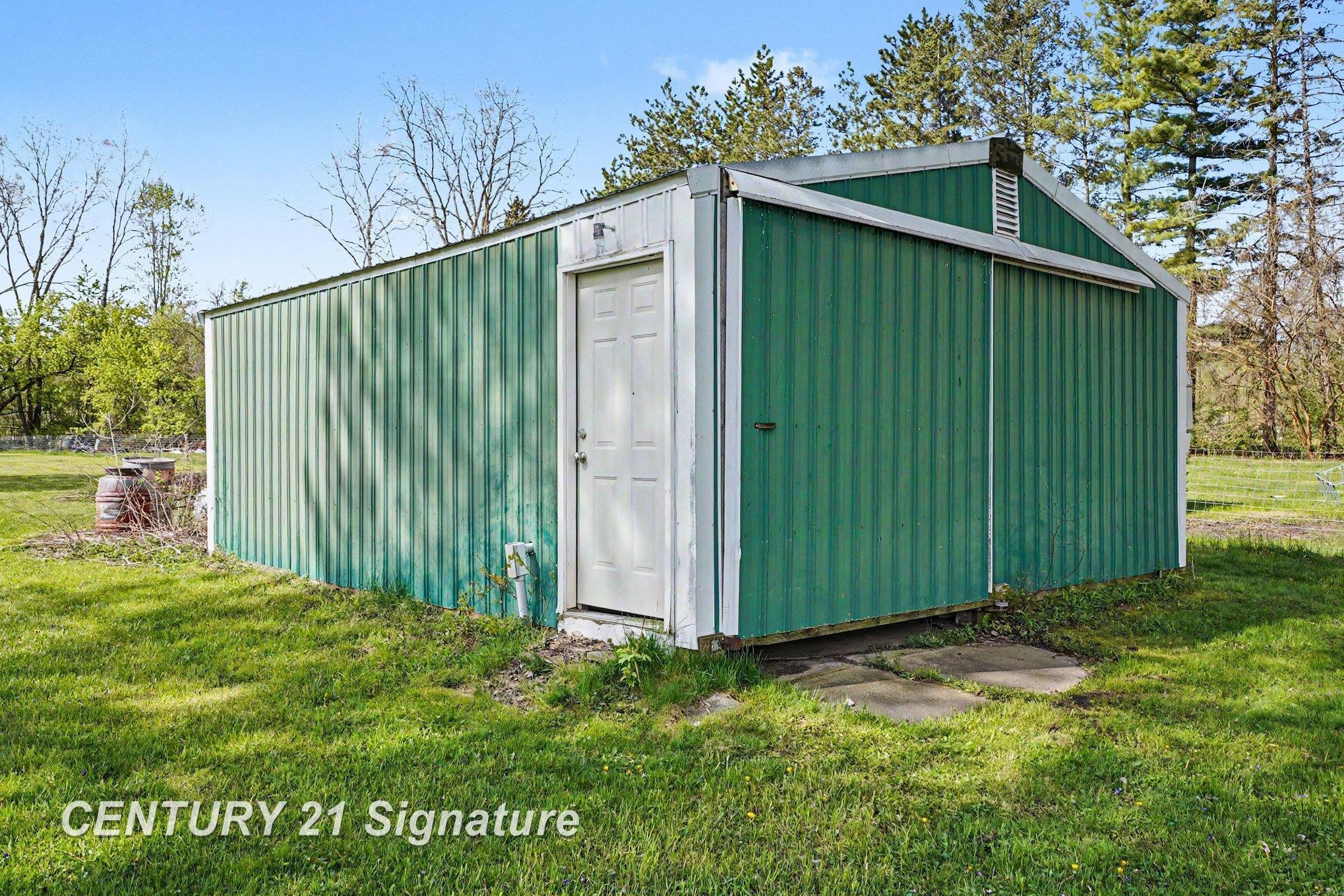 7455 Swan Creek Road, Saginaw, MI 48603 — Photo 13