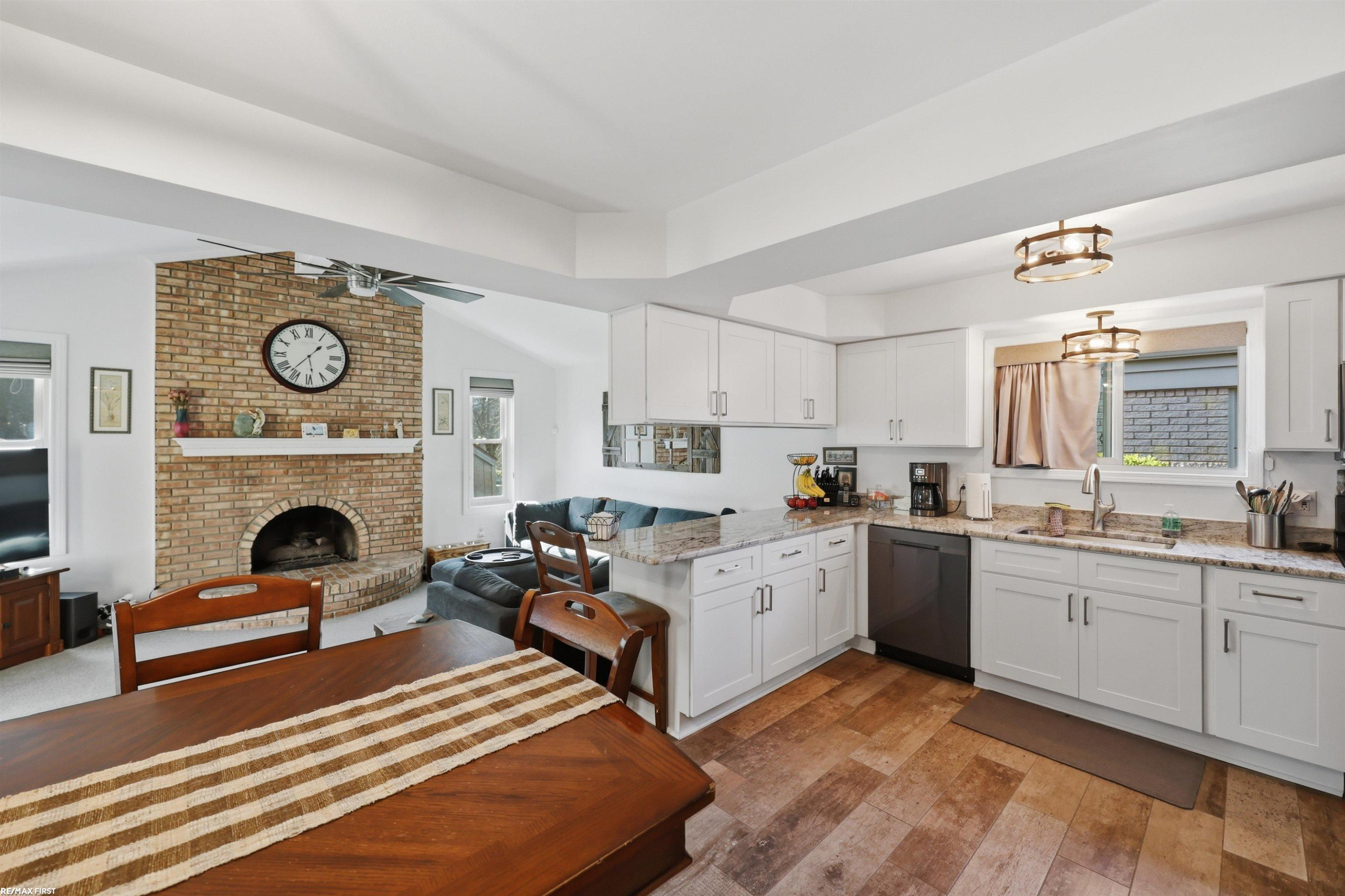 47651 Chrys Road, Macomb, MI 48044 — Photo 12