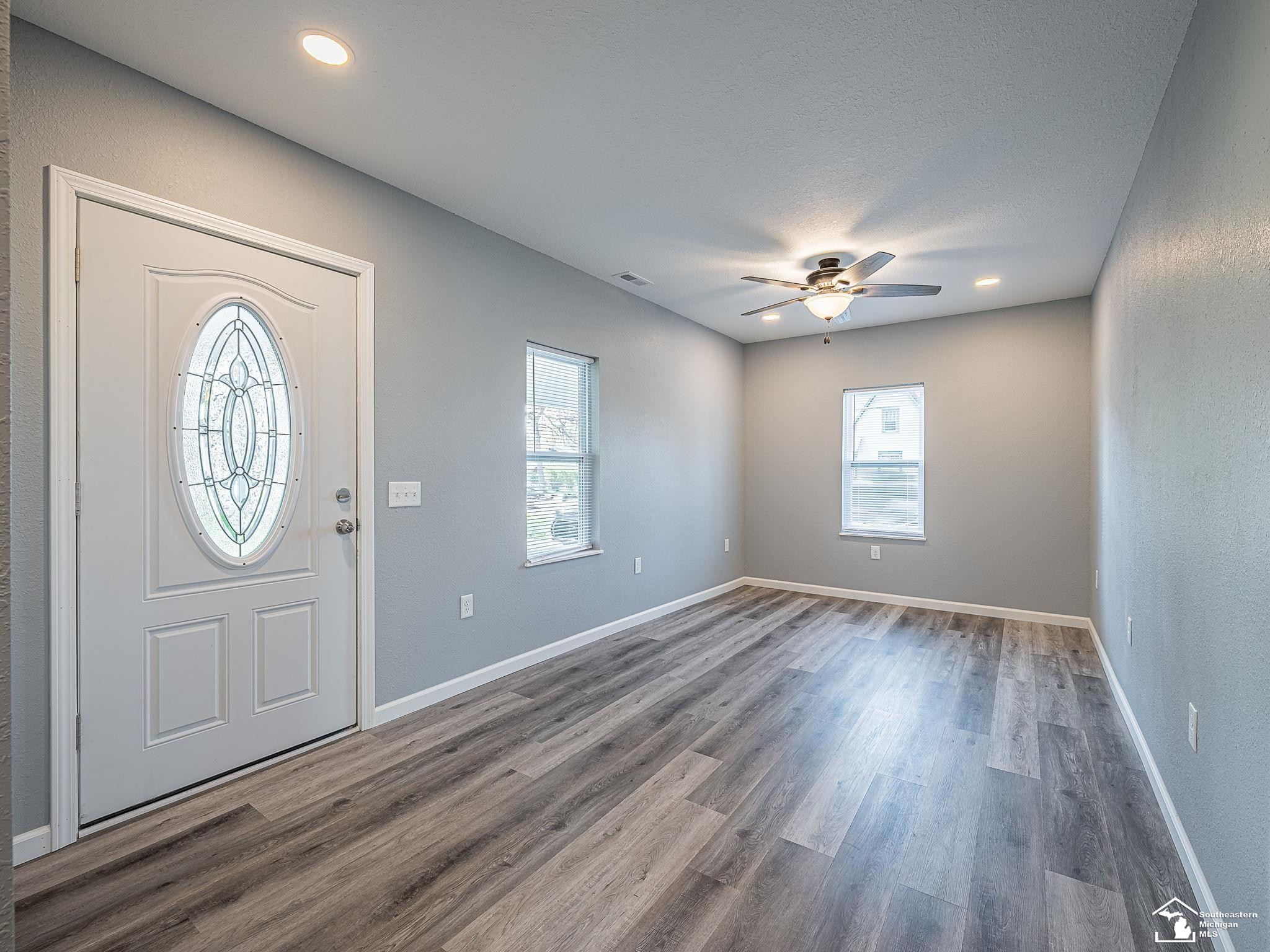 403 E Monroe Street, Dundee, MI 48131 — Photo 4