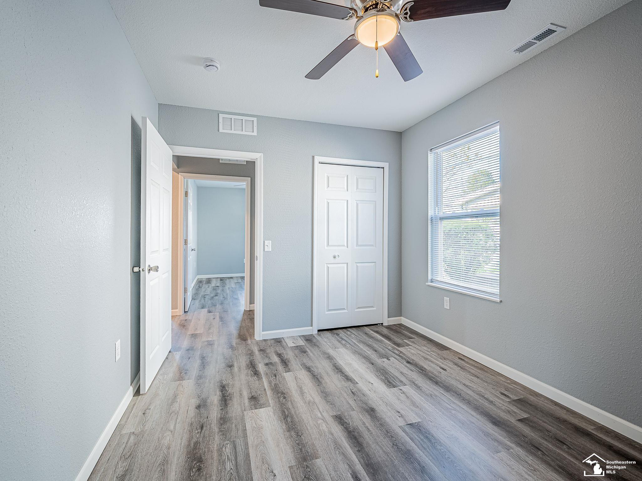 403 E Monroe Street, Dundee, MI 48131 — Photo 10