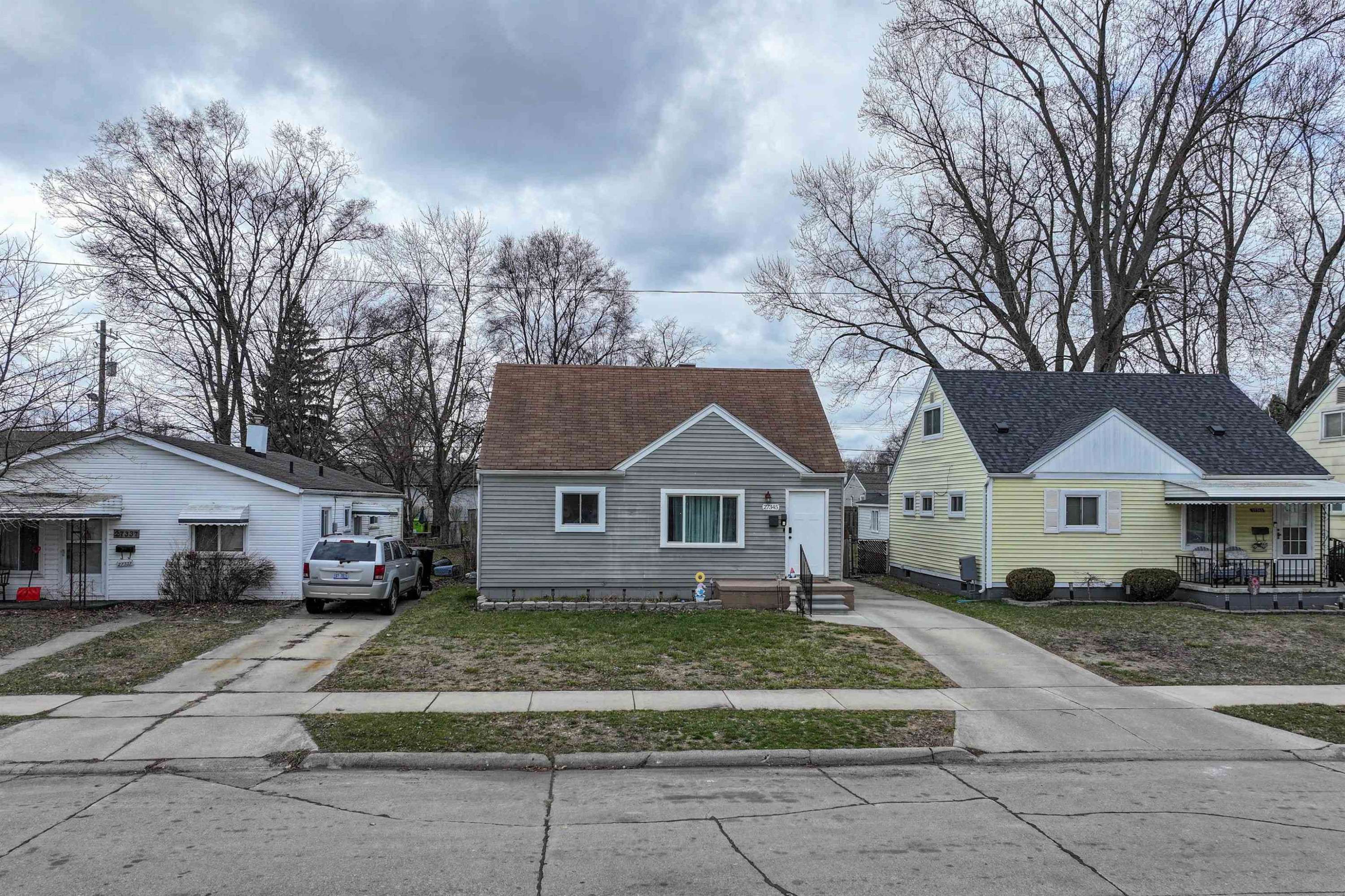 27345 Palmer Blvd Street, Madison Heights, MI 48071 — Photo 2