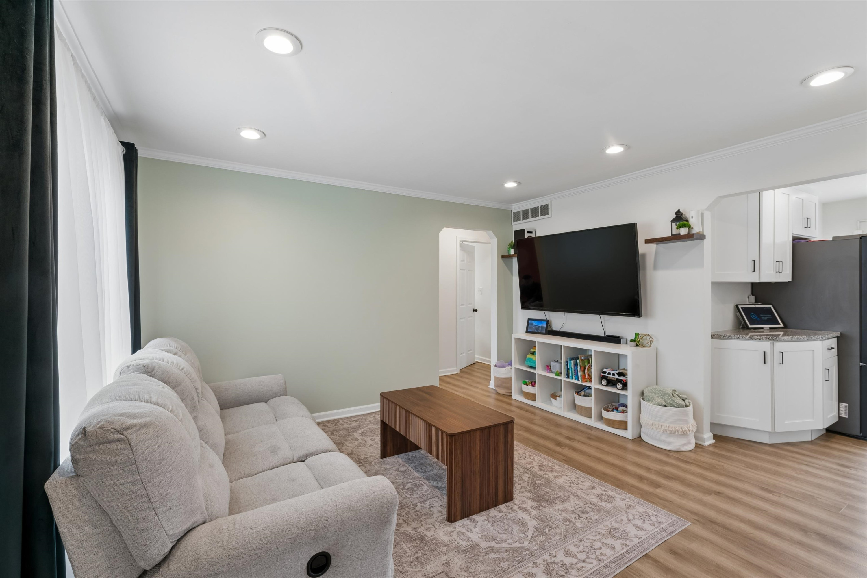 27345 Palmer Blvd Street, Madison Heights, MI 48071 — Photo 8