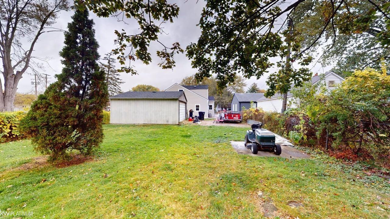 17914 Birmingham Street, Roseville, MI 48066 — Photo 31