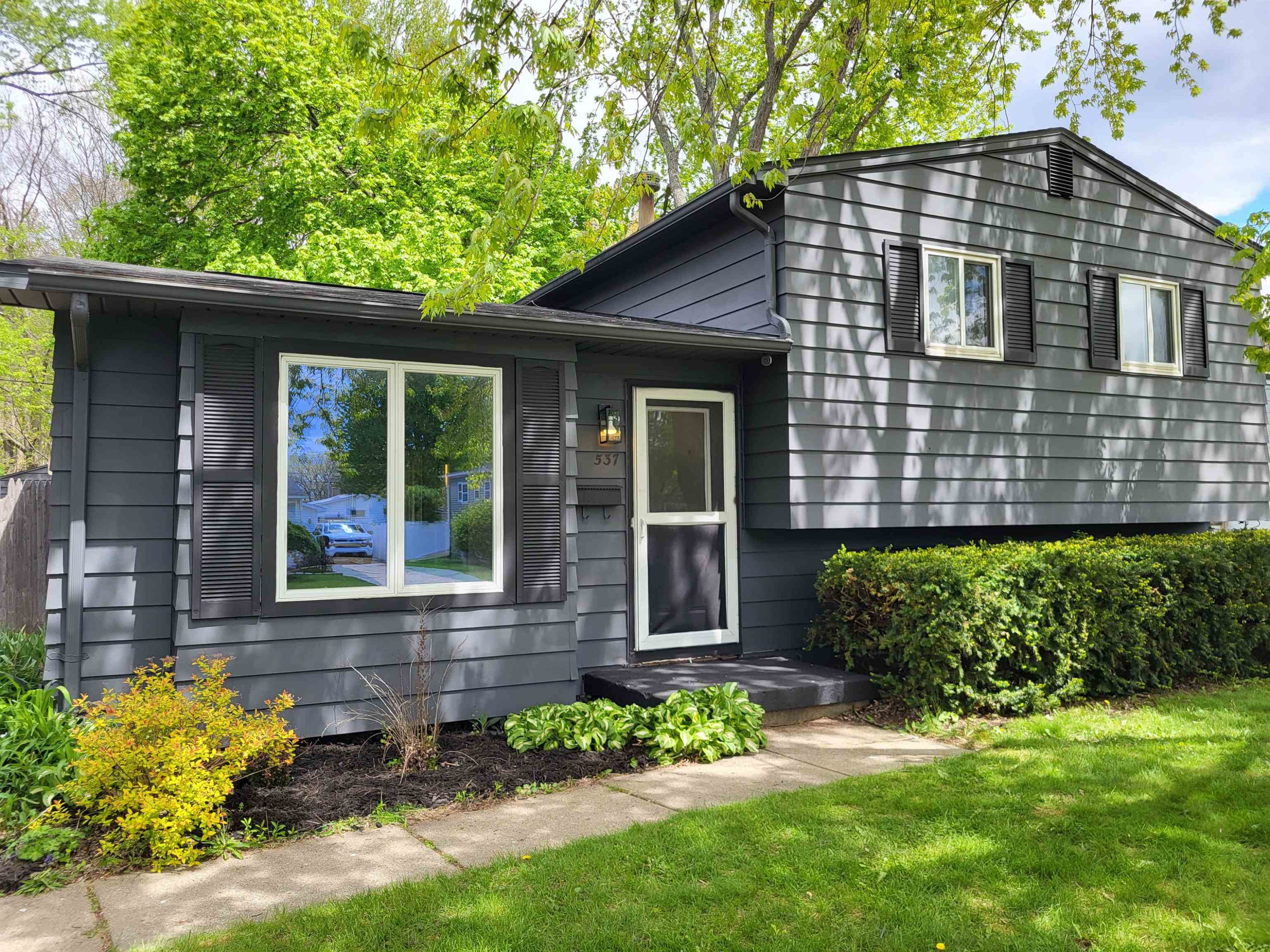 537 Clarion Street, Clio, MI 48420 — front exterior