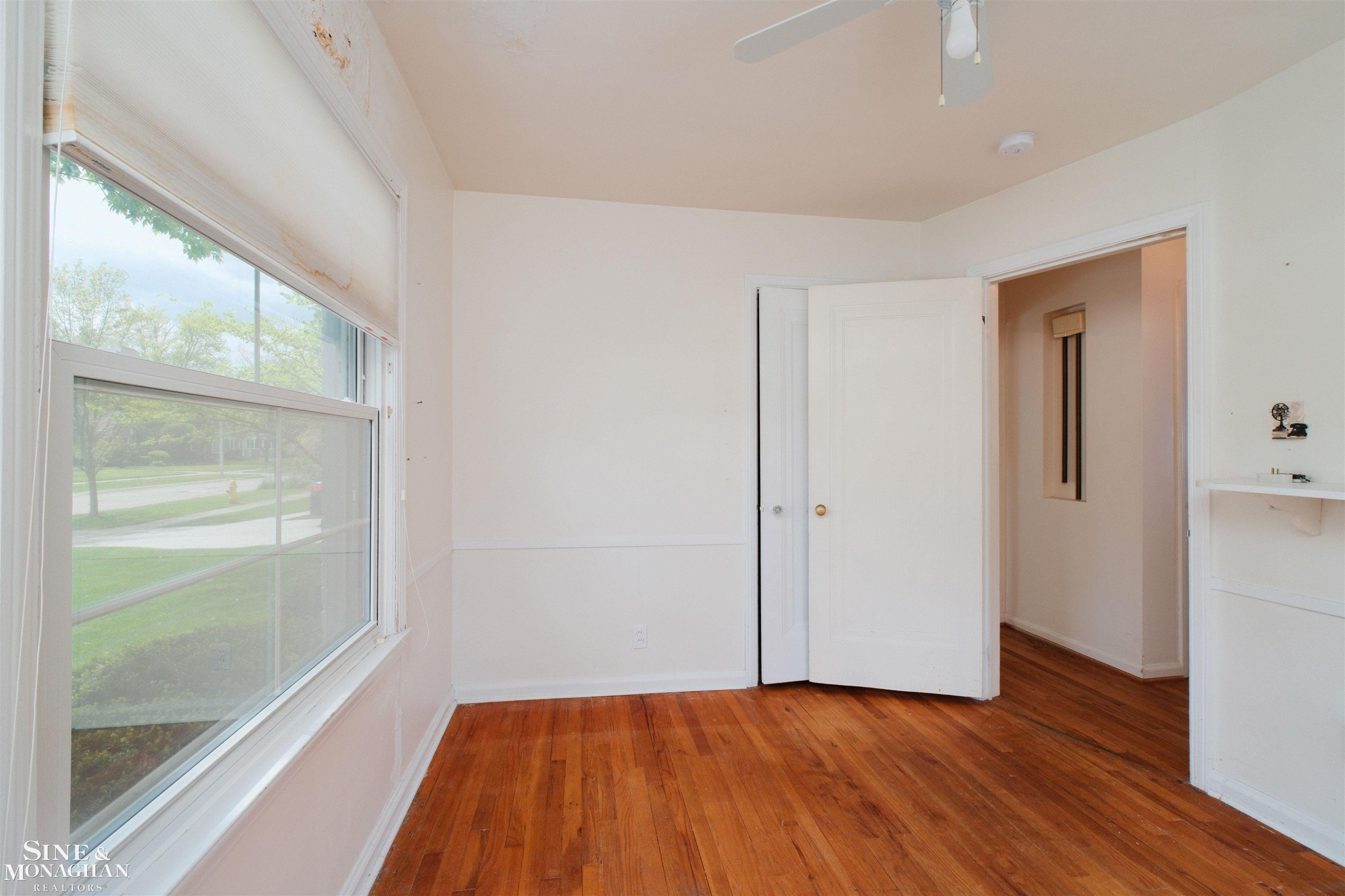 1726 Hawthorne Road, Grosse Pointe Woods, MI 48236 — Photo 17