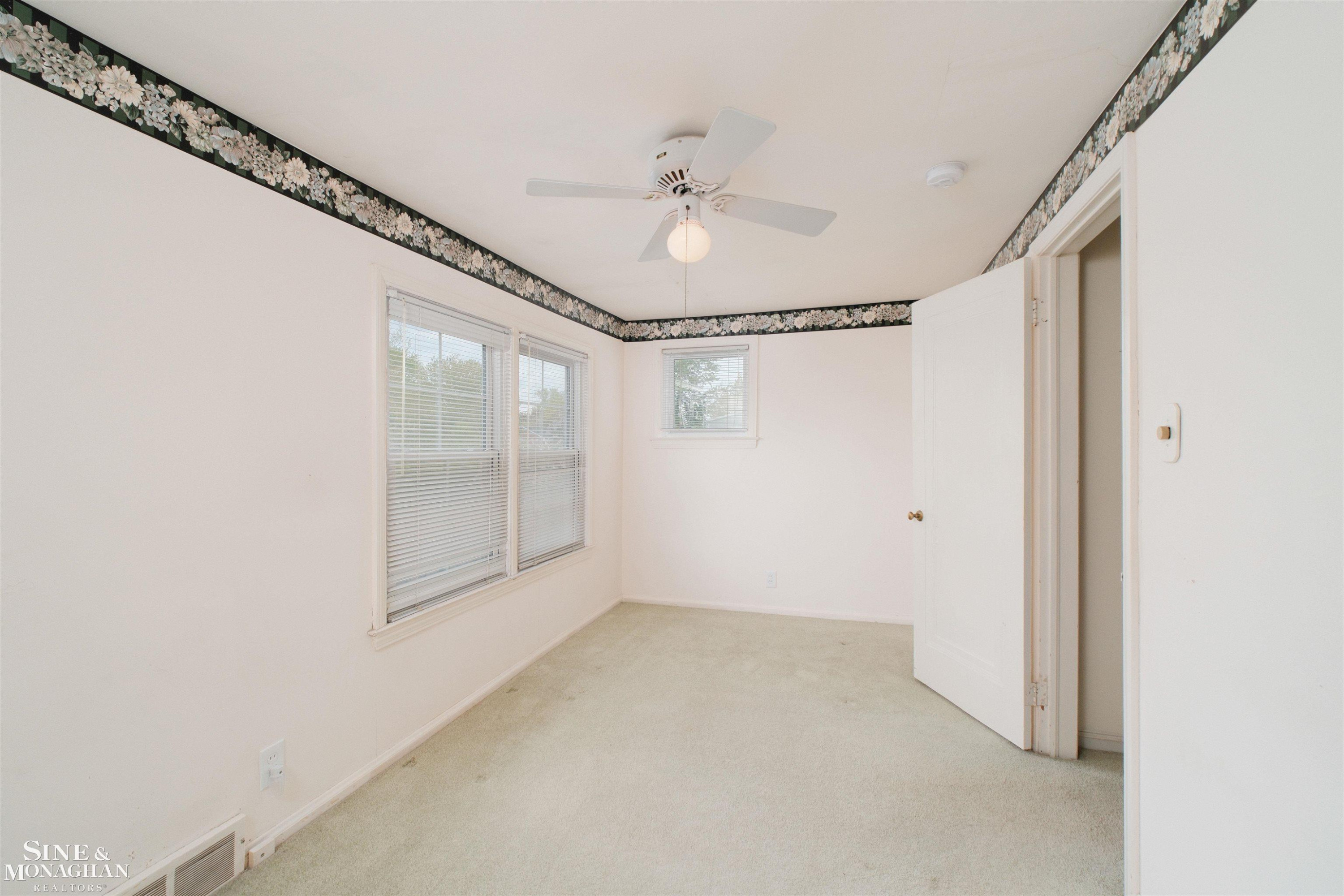 1726 Hawthorne Road, Grosse Pointe Woods, MI 48236 — Photo 20