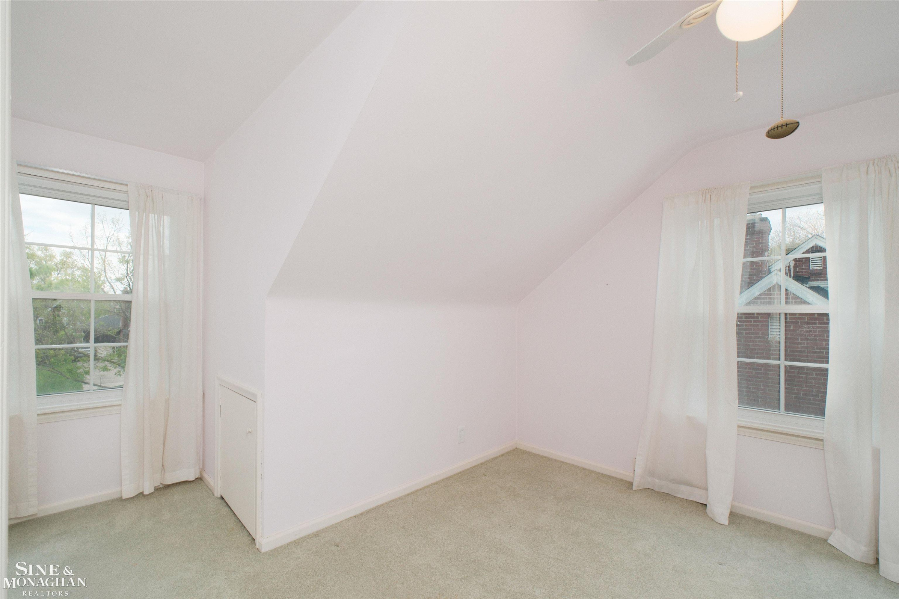 1726 Hawthorne Road, Grosse Pointe Woods, MI 48236 — Photo 22