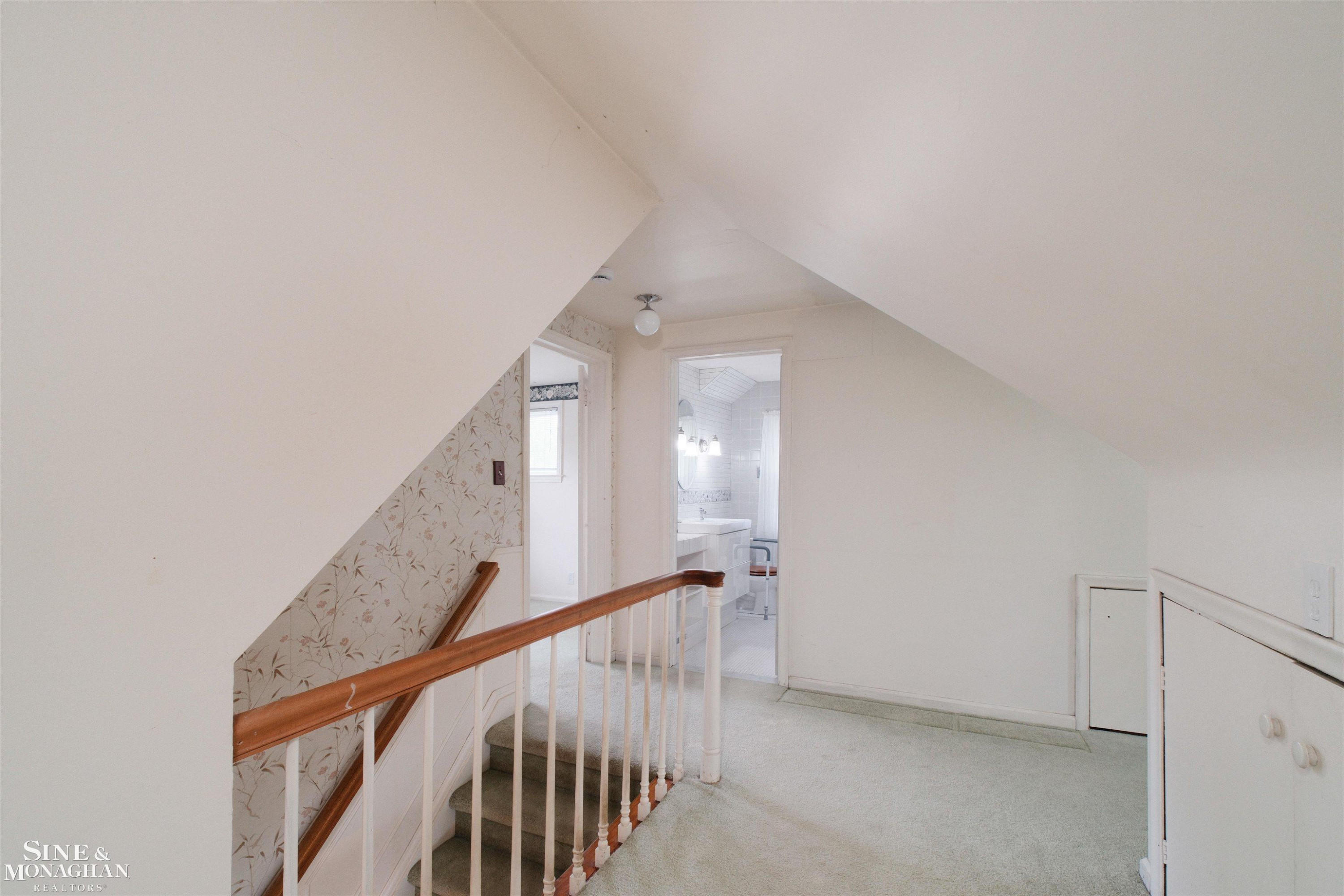 1726 Hawthorne Road, Grosse Pointe Woods, MI 48236 — Photo 27