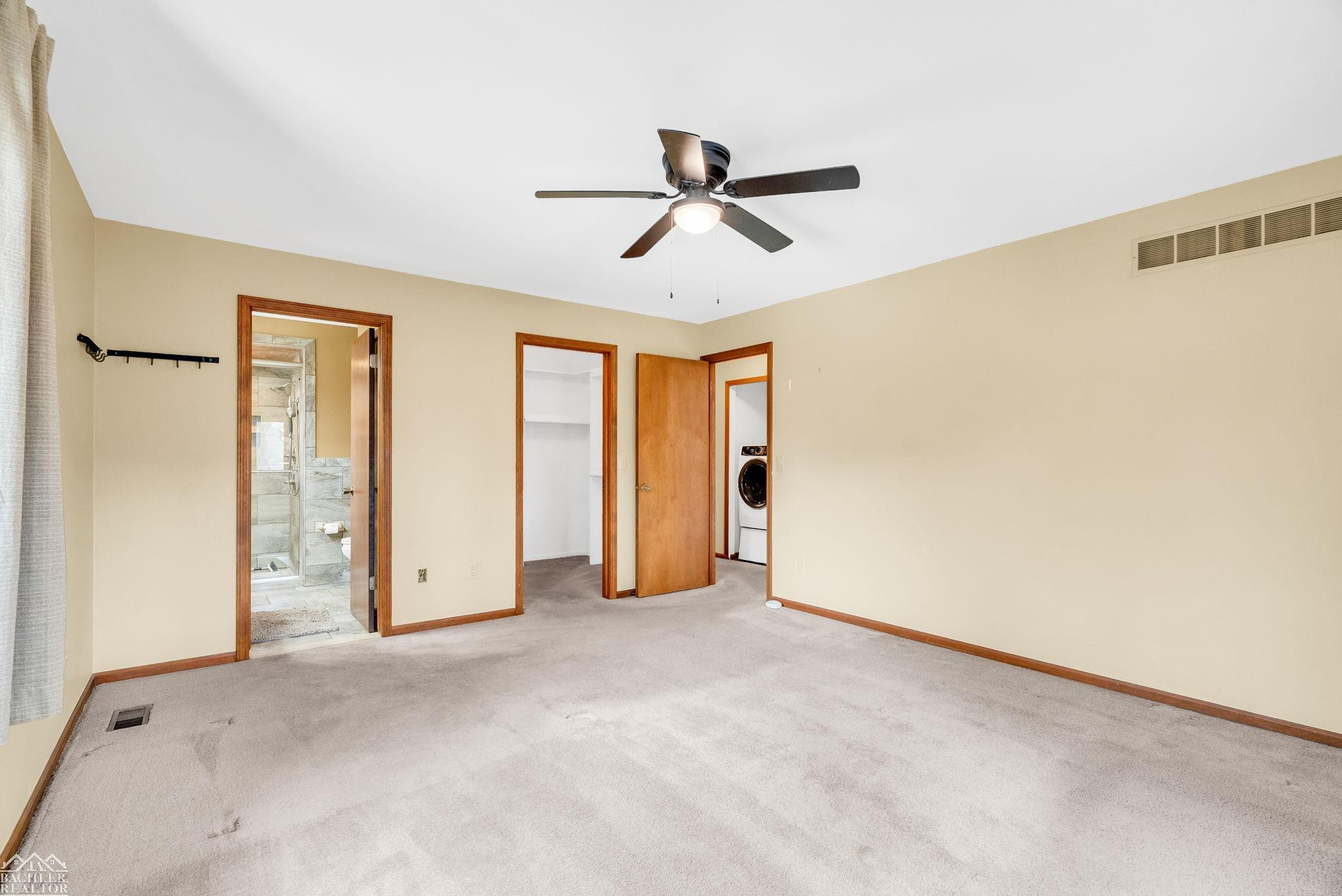 5409 Vista Belle Court, MI — Photo 14