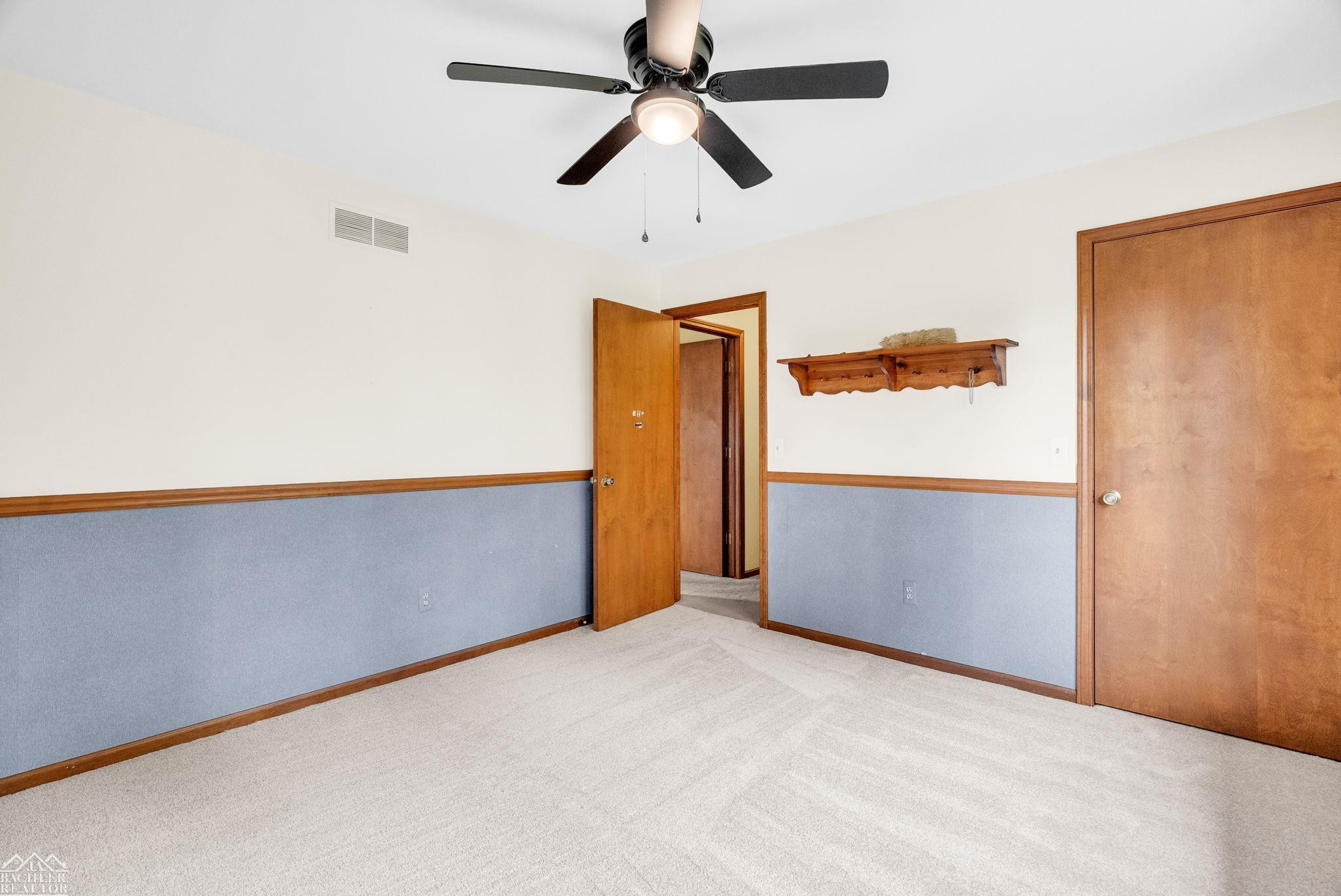 5409 Vista Belle Court, MI — Photo 18