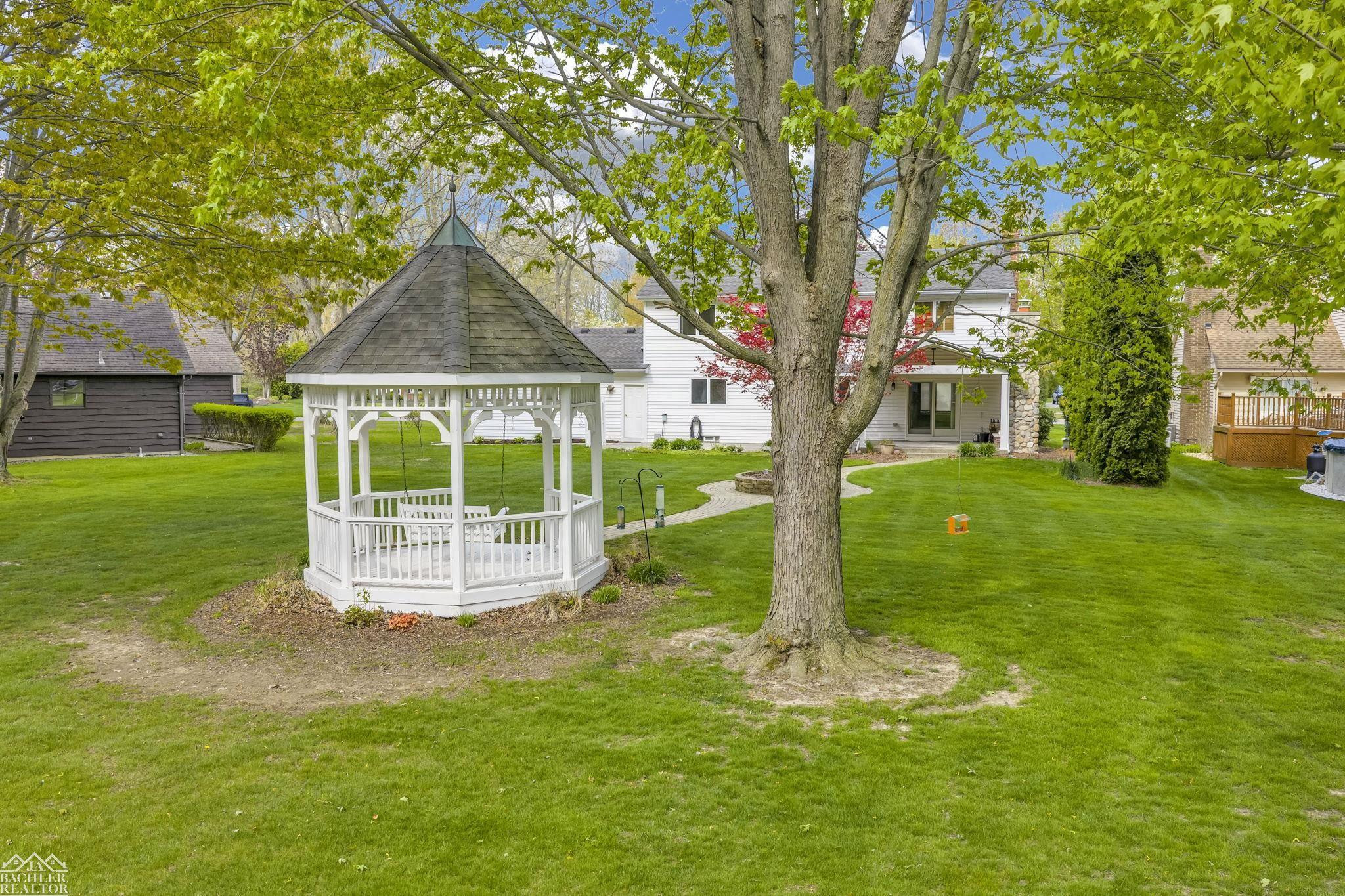 5409 Vista Belle Court, MI — Photo 32