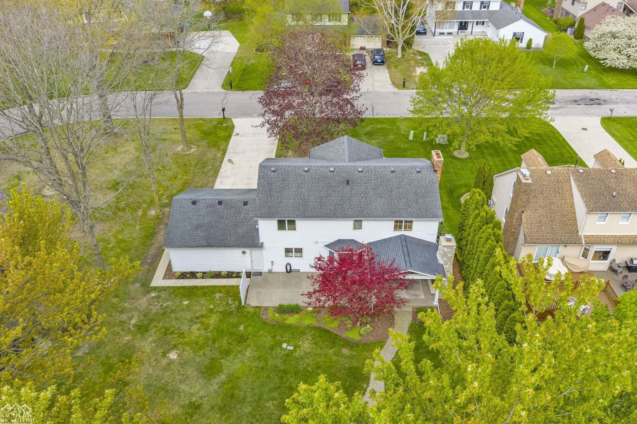 5409 Vista Belle Court, MI — Photo 38