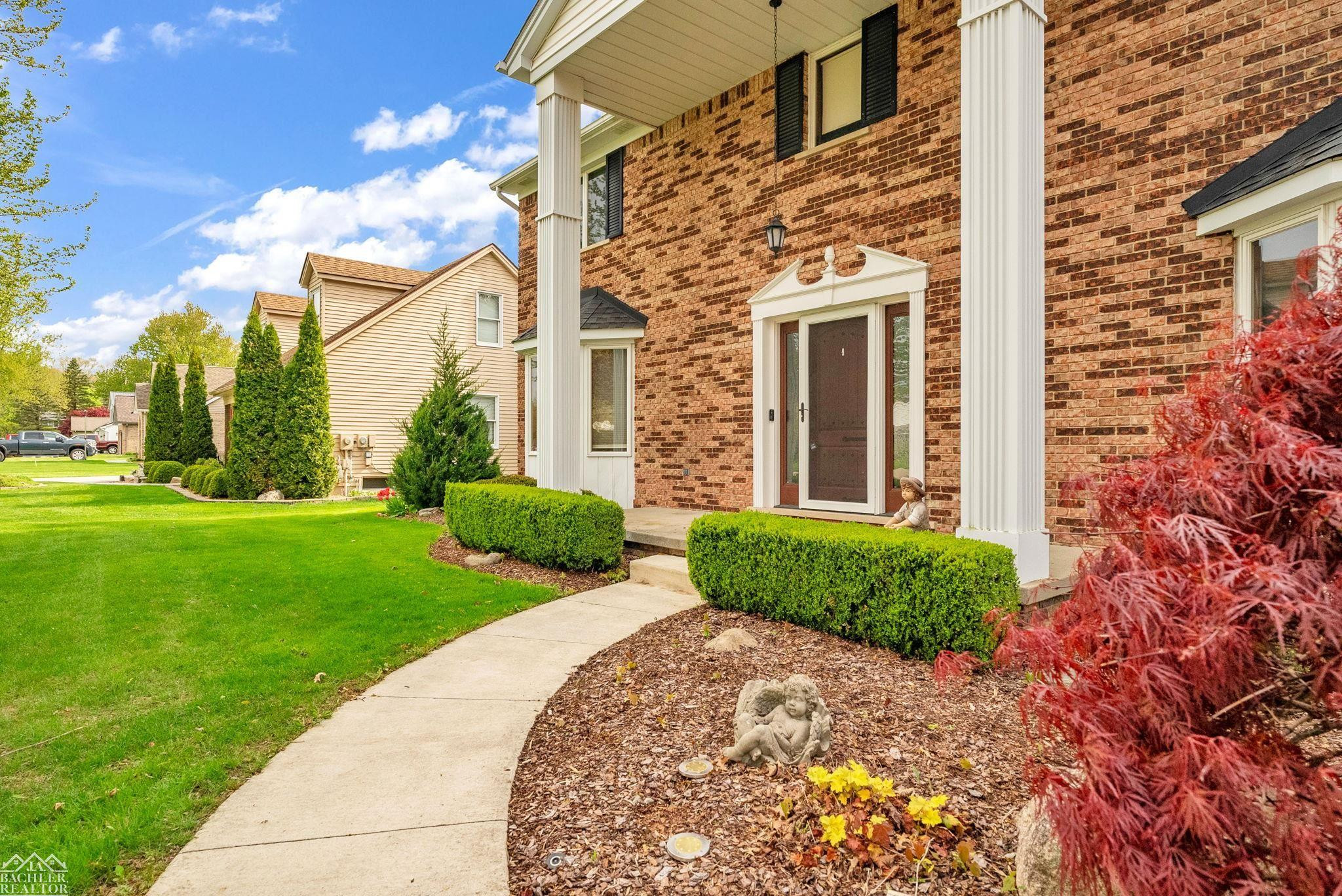 5409 Vista Belle Court, MI — Photo 49