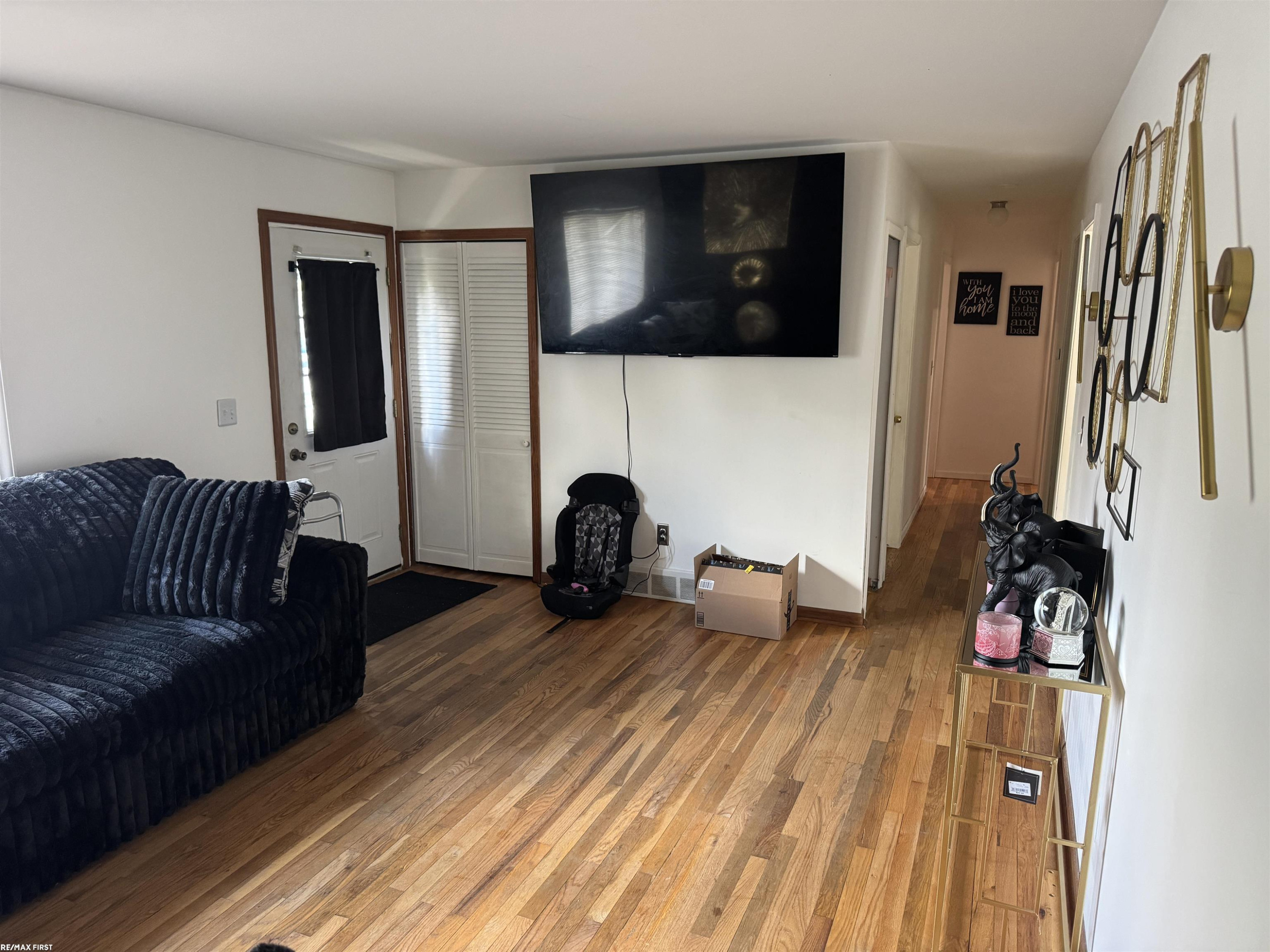 6095 S Mohawk Avenue, Ypsilanti, MI 48197 — Photo 3