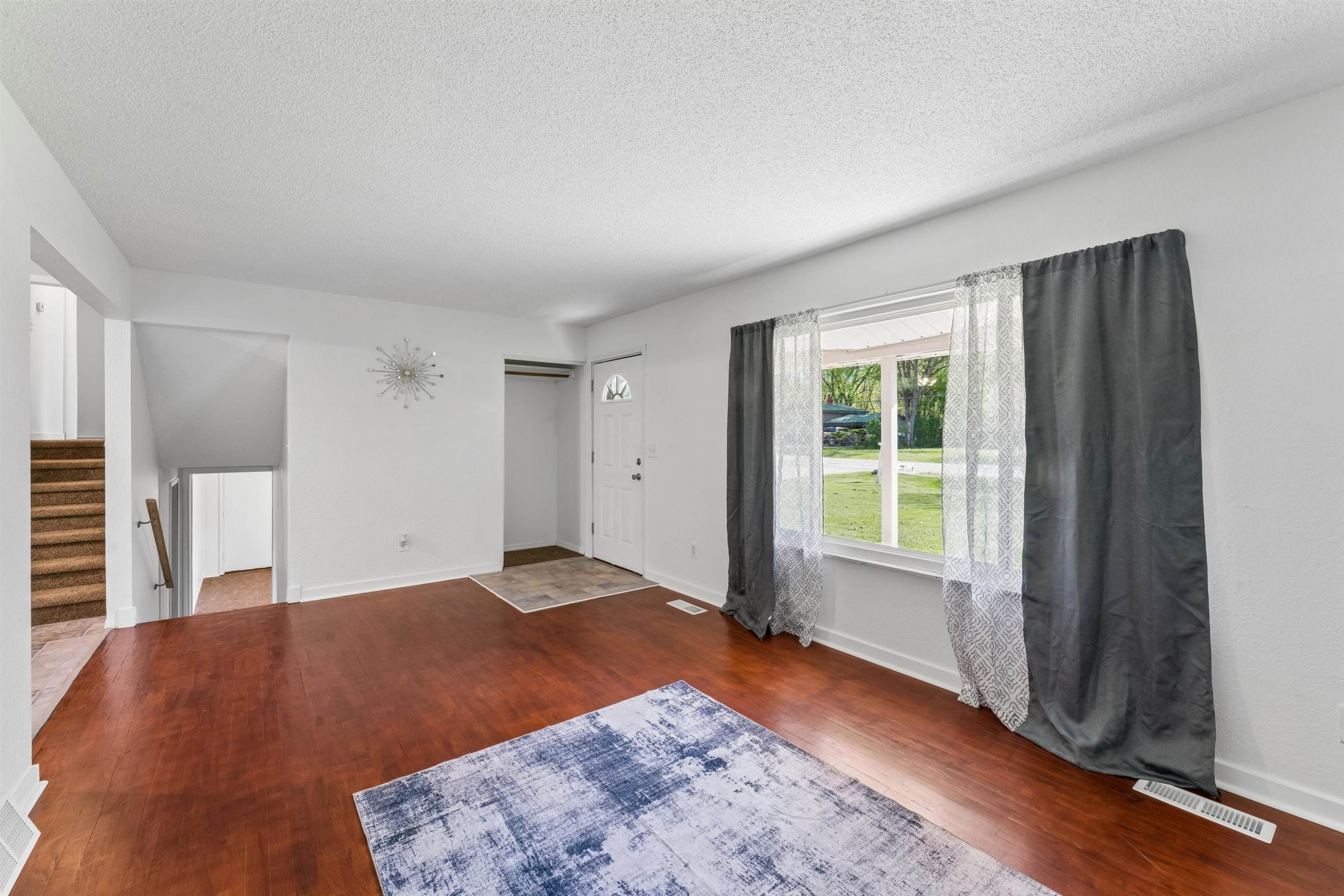 6058 Meadowwood Lane, Grand Blanc, MI 48439 — Photo 9