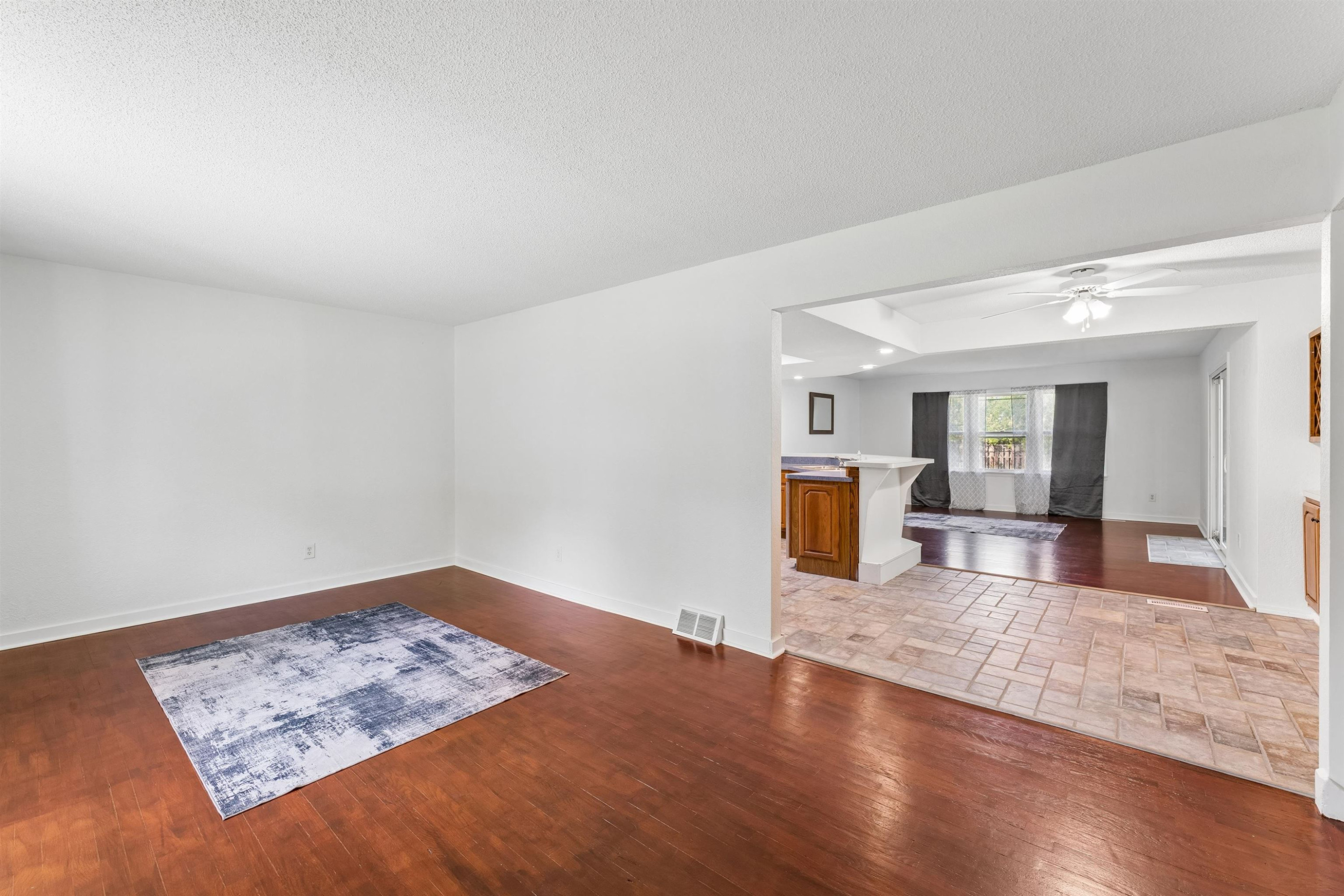 6058 Meadowwood Lane, Grand Blanc, MI 48439 — Photo 10