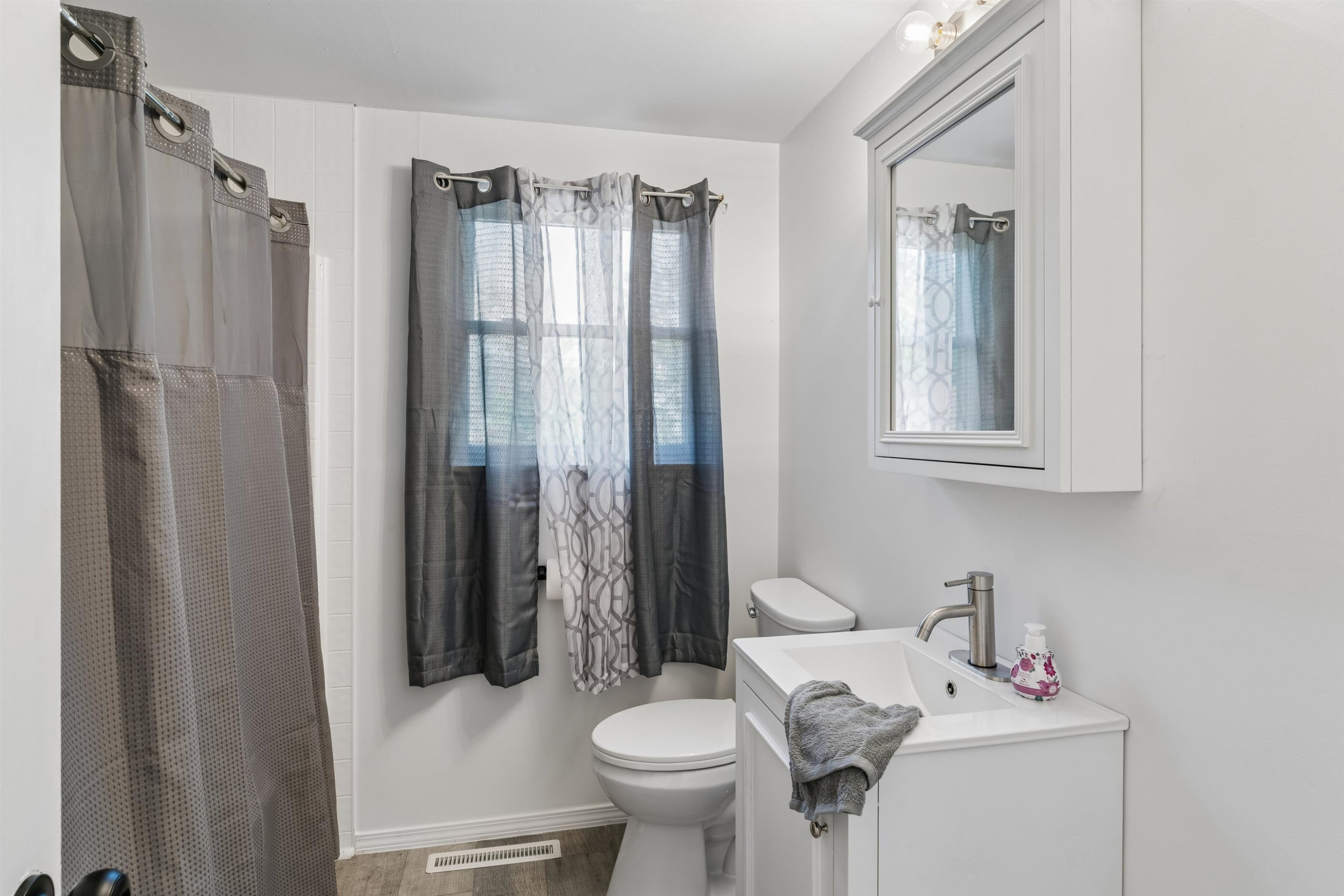 6058 Meadowwood Lane, Grand Blanc, MI 48439 — Photo 24