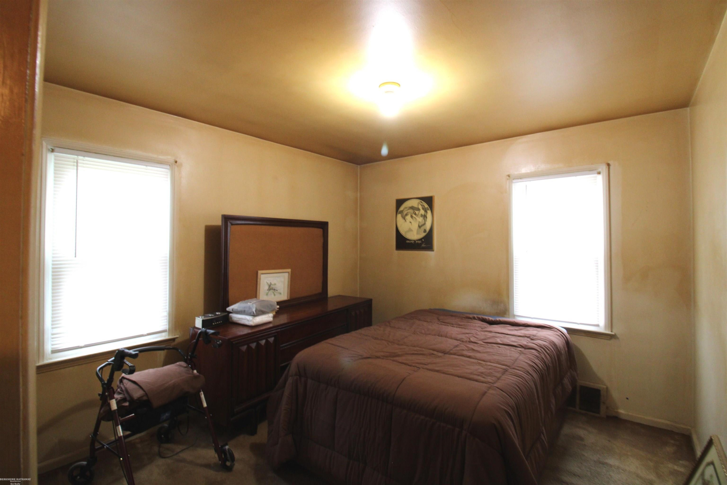 2380 Wiltshire Rd Road, Berkley, MI 48072 — Photo 10