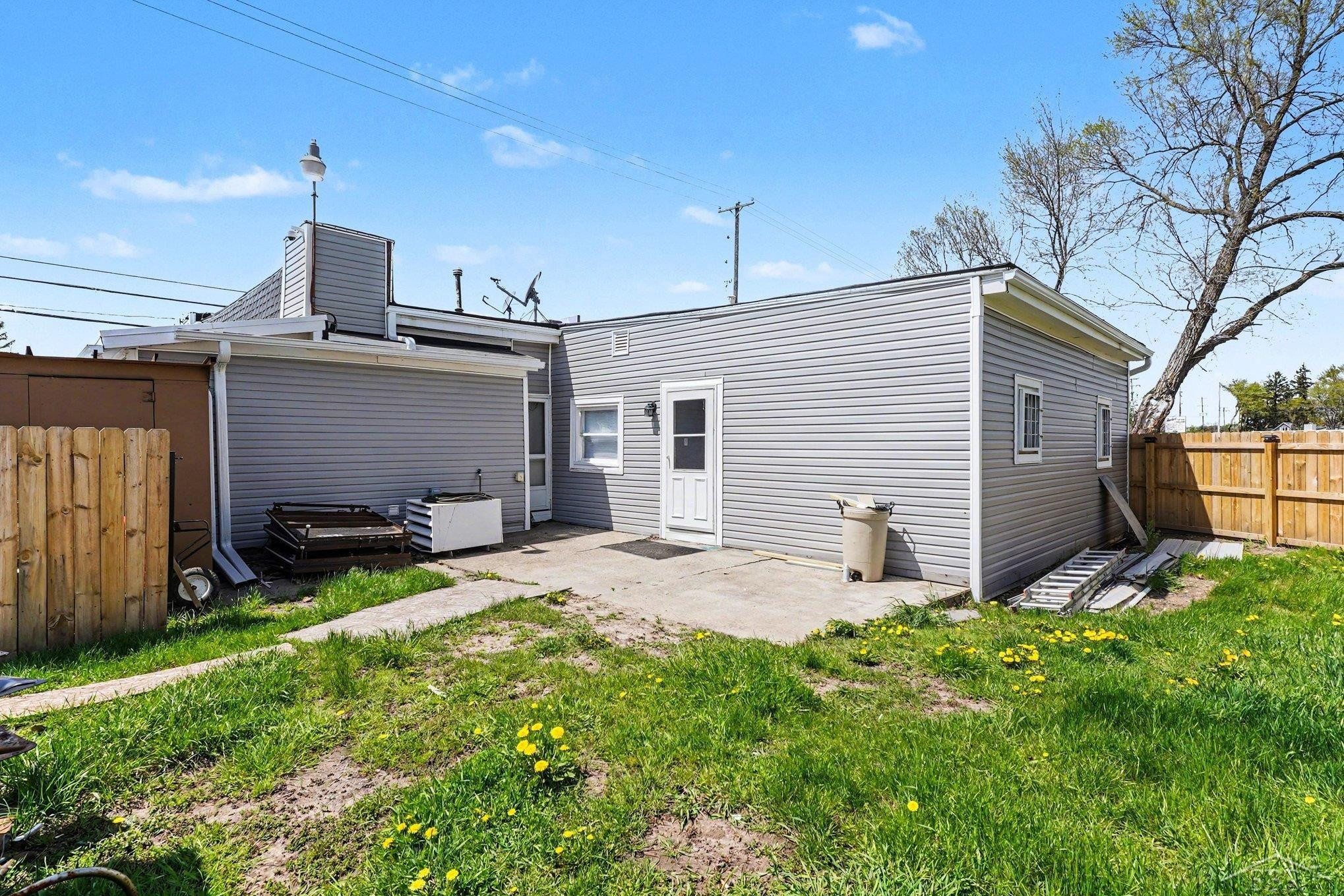 5463 Dixie Highway, Saginaw, MI 48601 — Photo 17